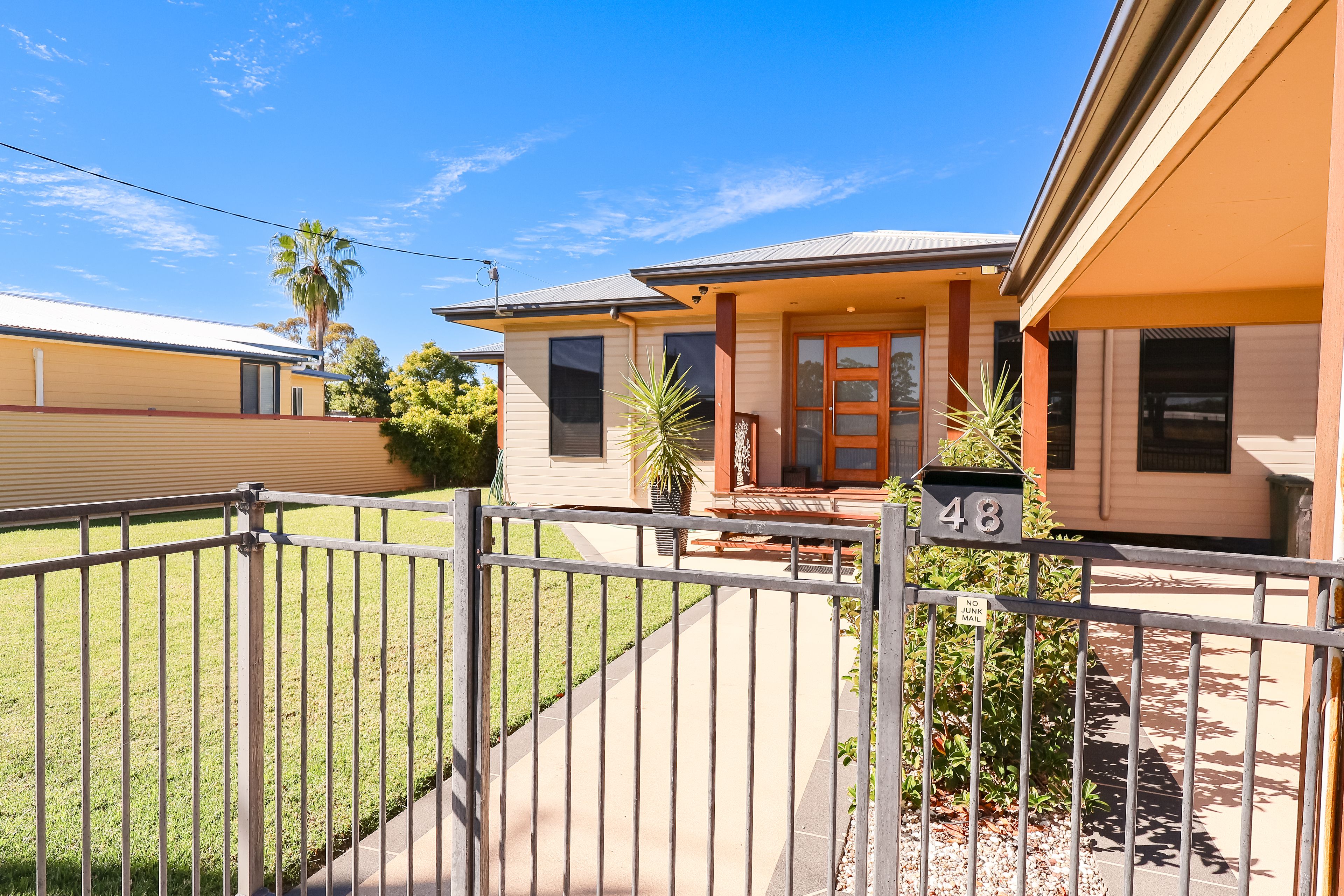 48 Duke Street, Roma QLD 4455