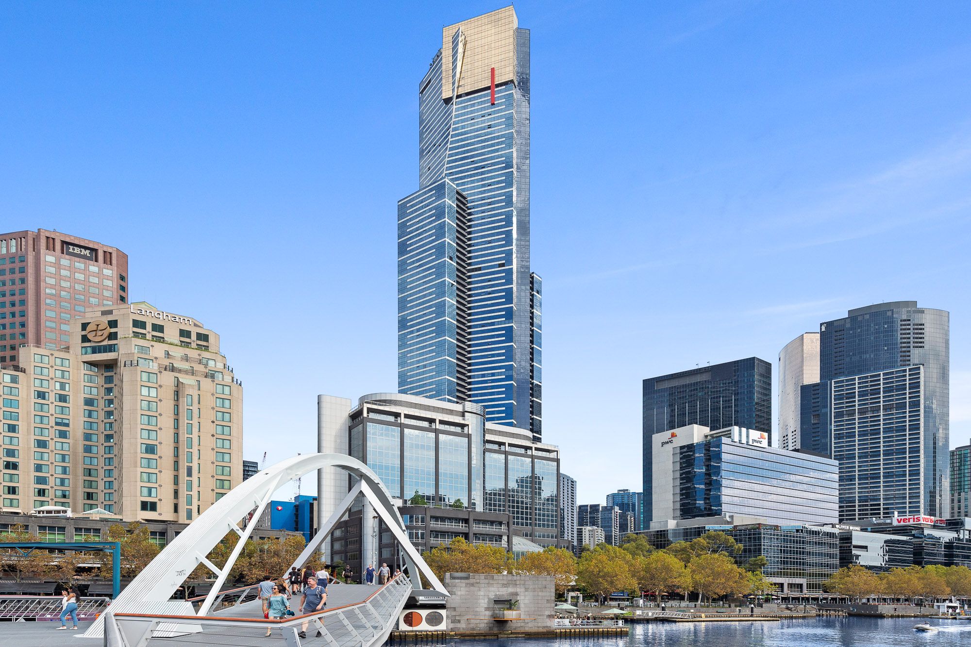 4601/7 Riverside Quay — photo 18 of 21