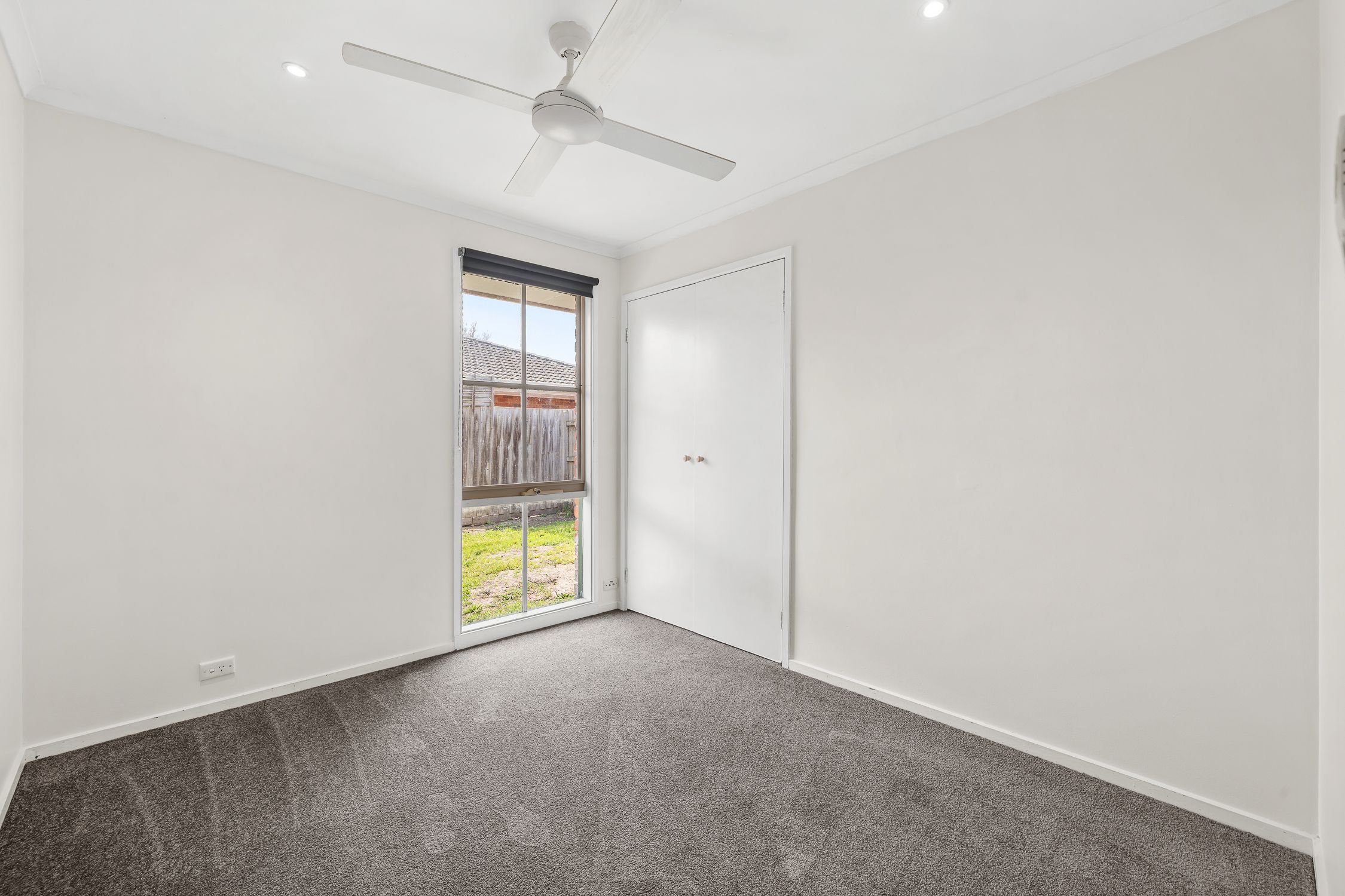 9 Smethurst Avenue — photo 8 of 10