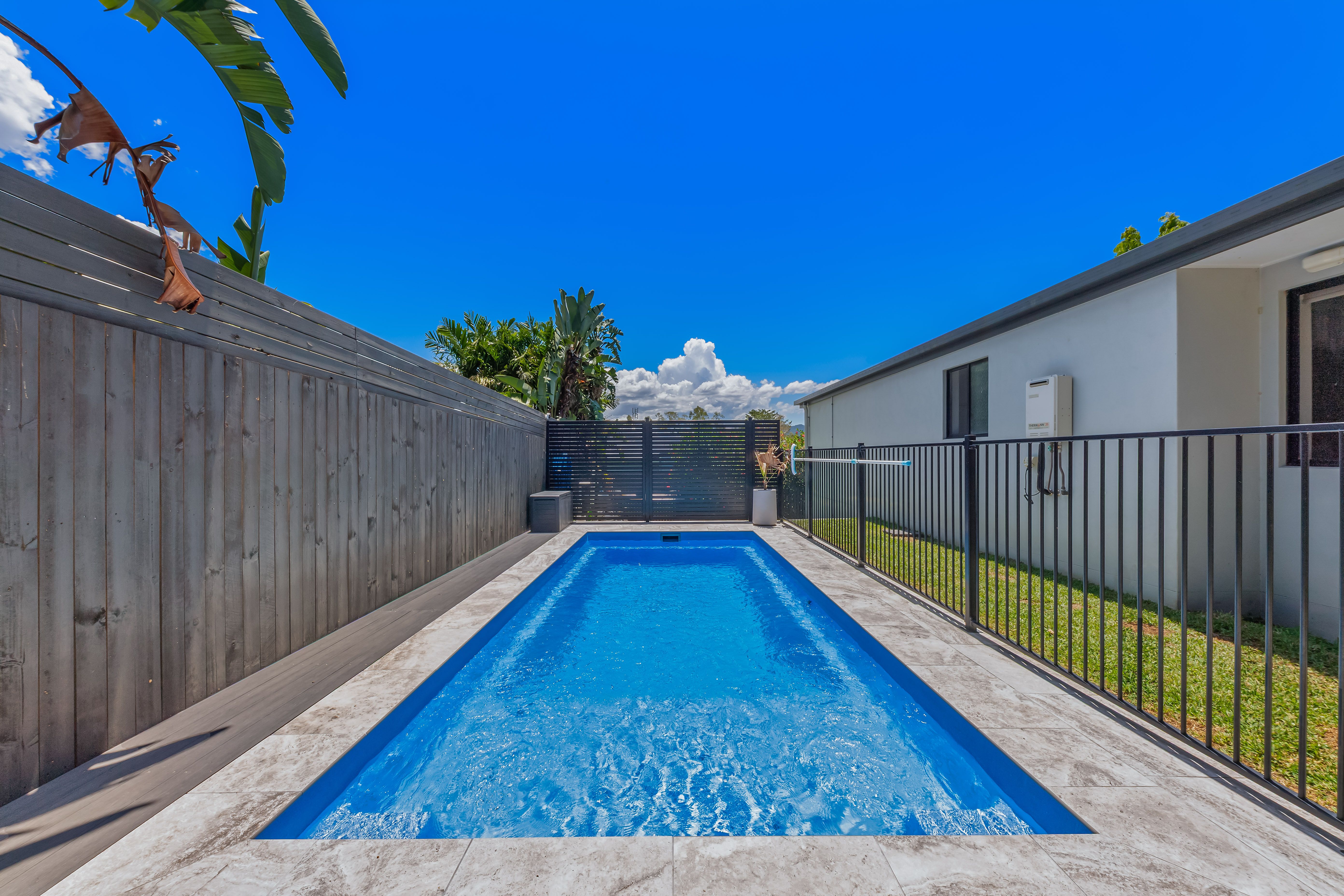 12 Pearl Street, Cannonvale, QLD 4802