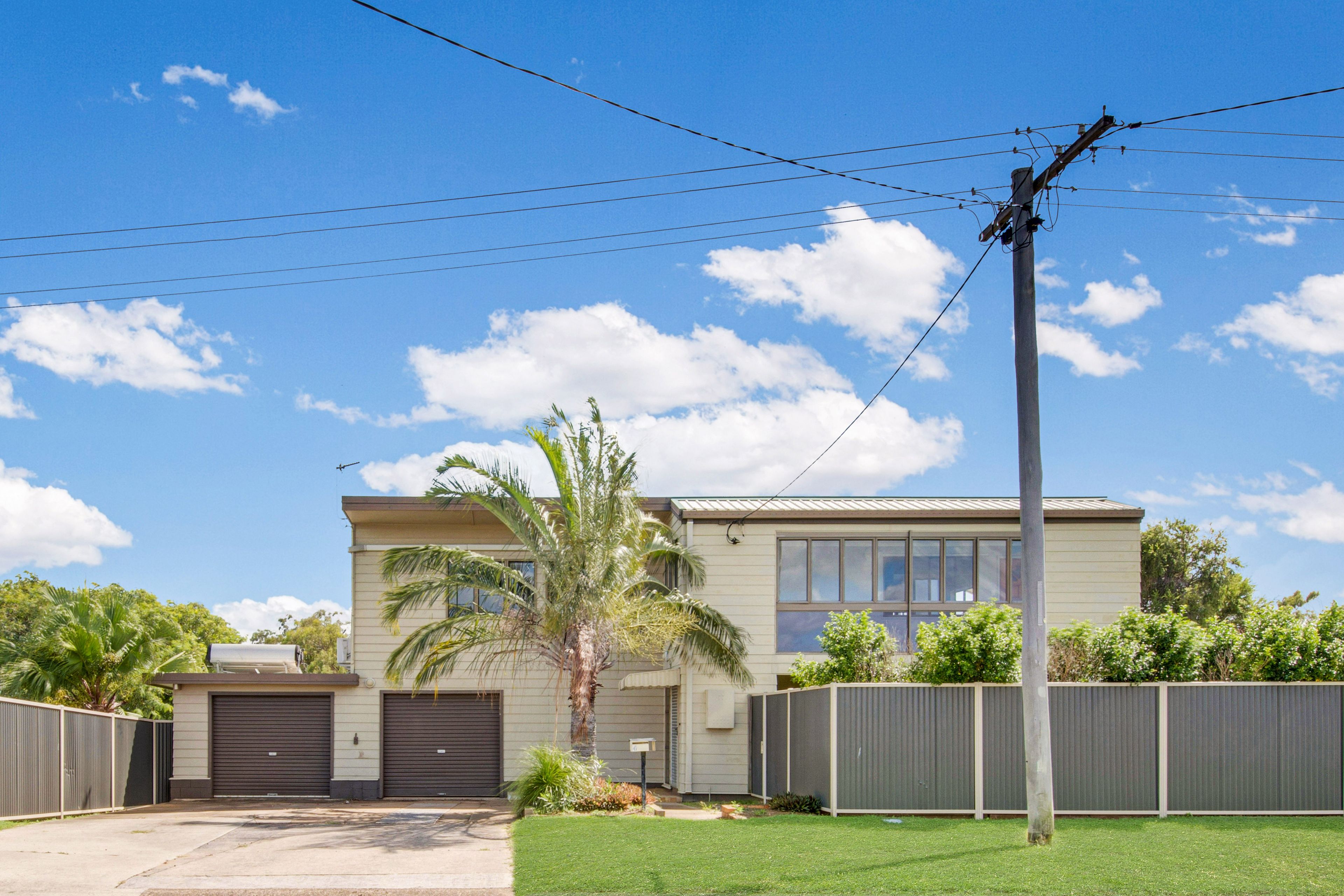 4 Hetherington Street, West Gladstone QLD 4680