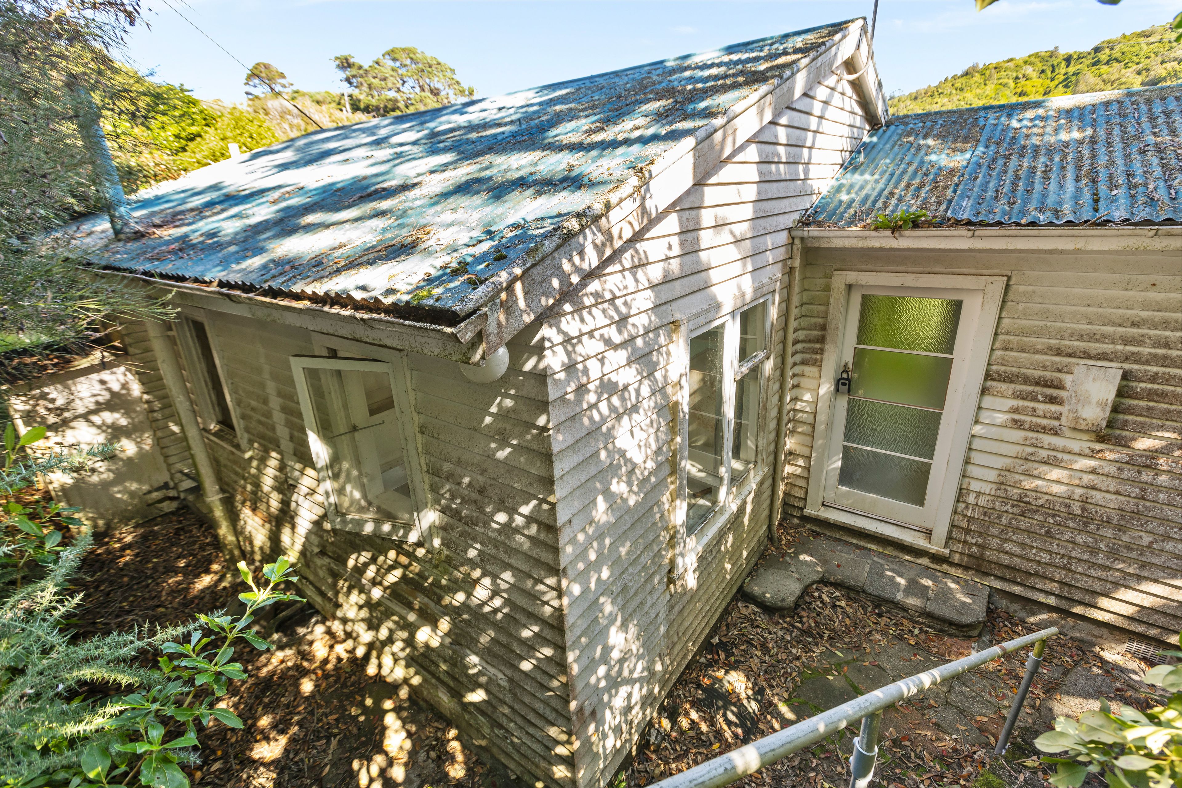 52 Moana Road, Kelburn, Wellington City 6012 - Sold House - Ray White ...