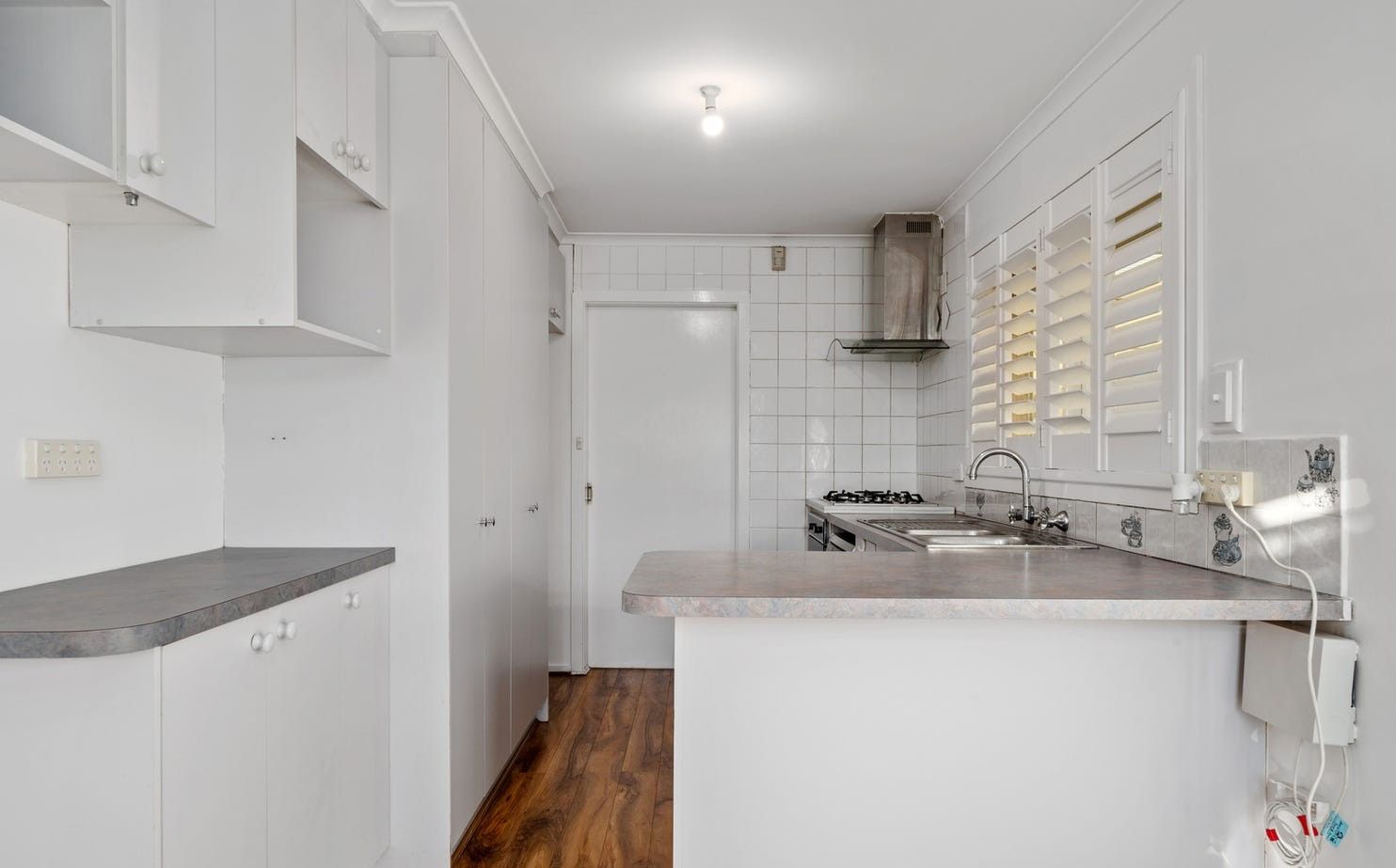 94 Coburns Road, Melton South, VIC 3338