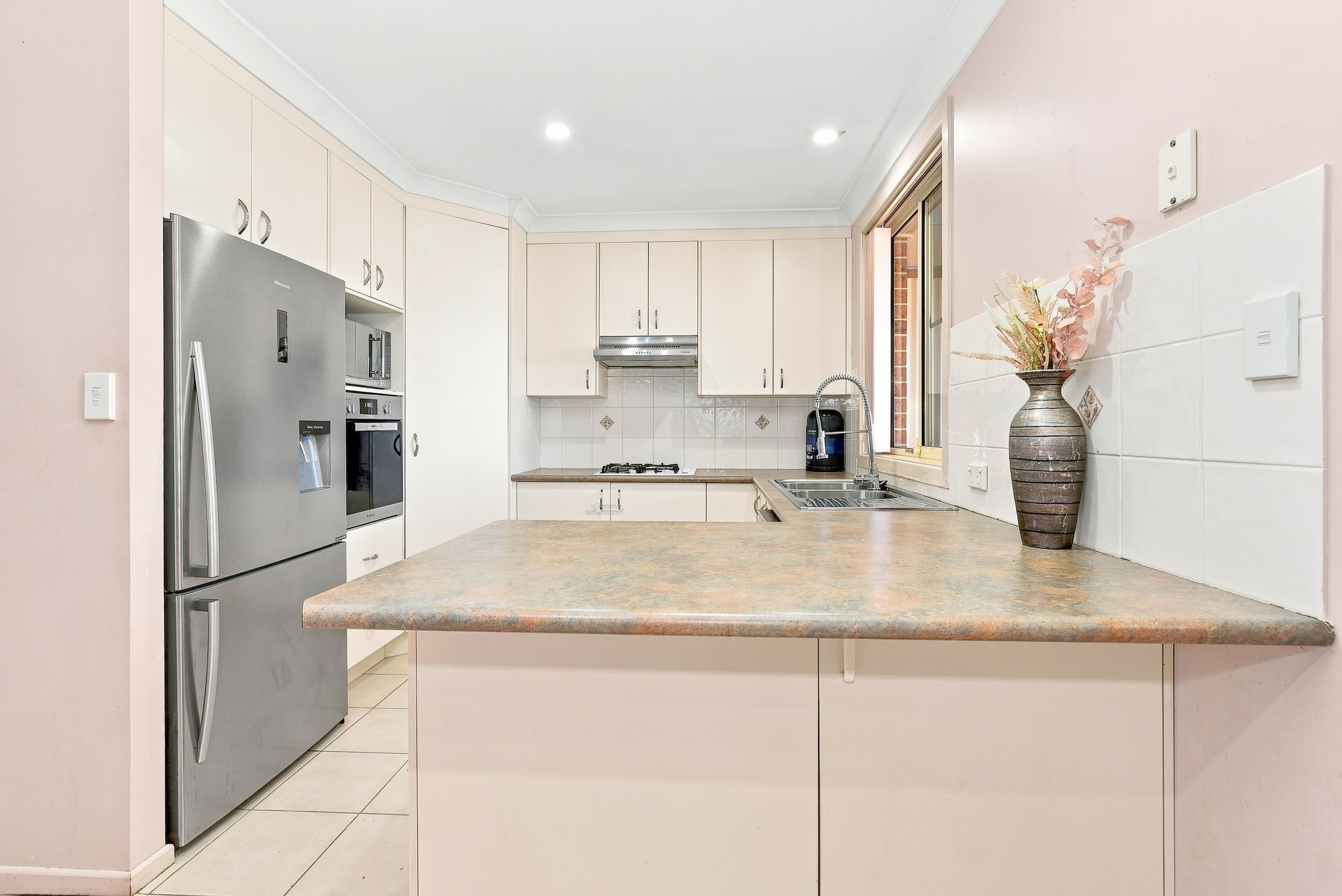 15 Mawarra Street — photo 4 of 15