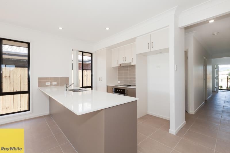 9 York Street, Pimpama, QLD 4209