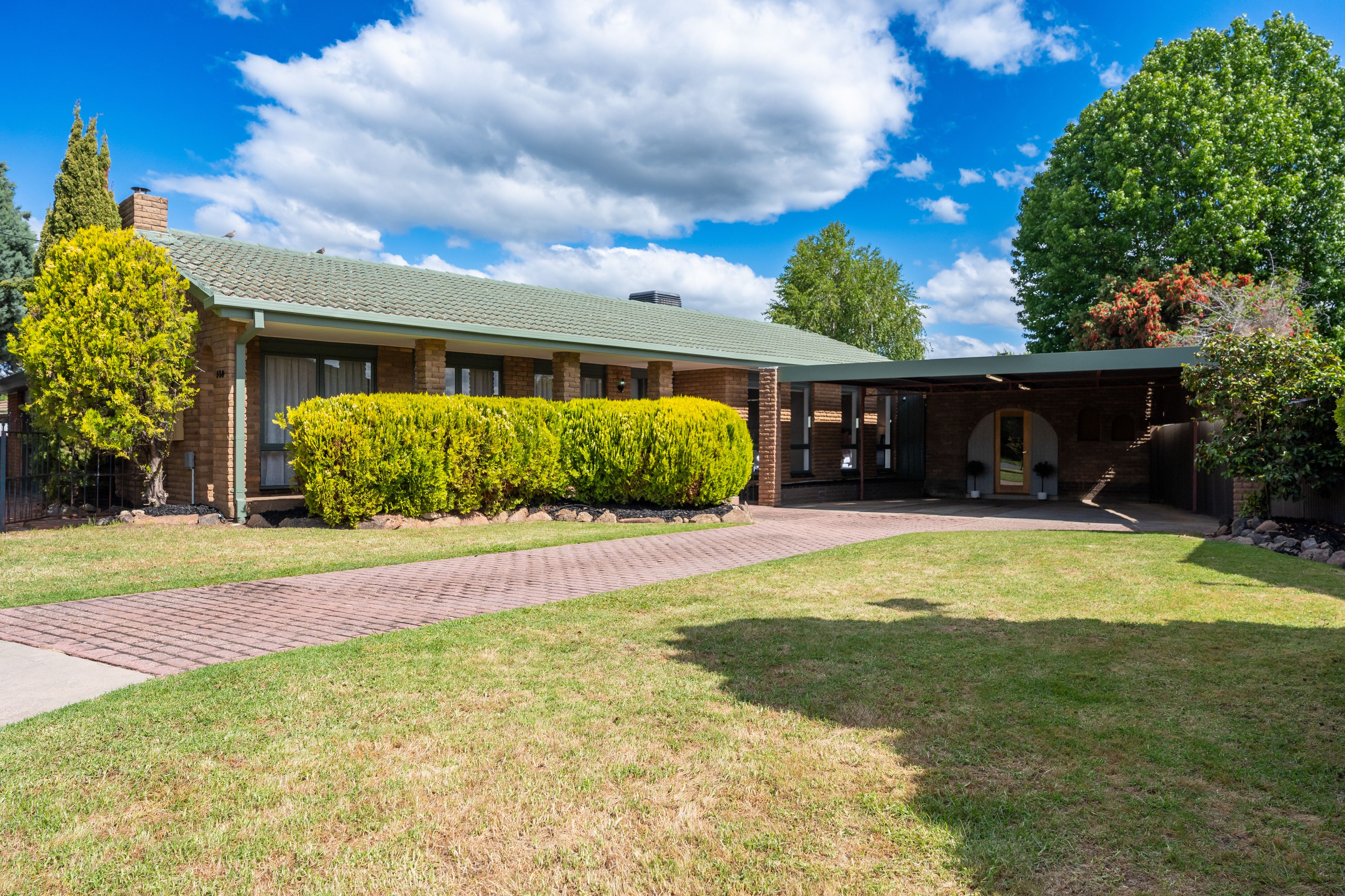 538 June Court, Lavington, NSW 2641