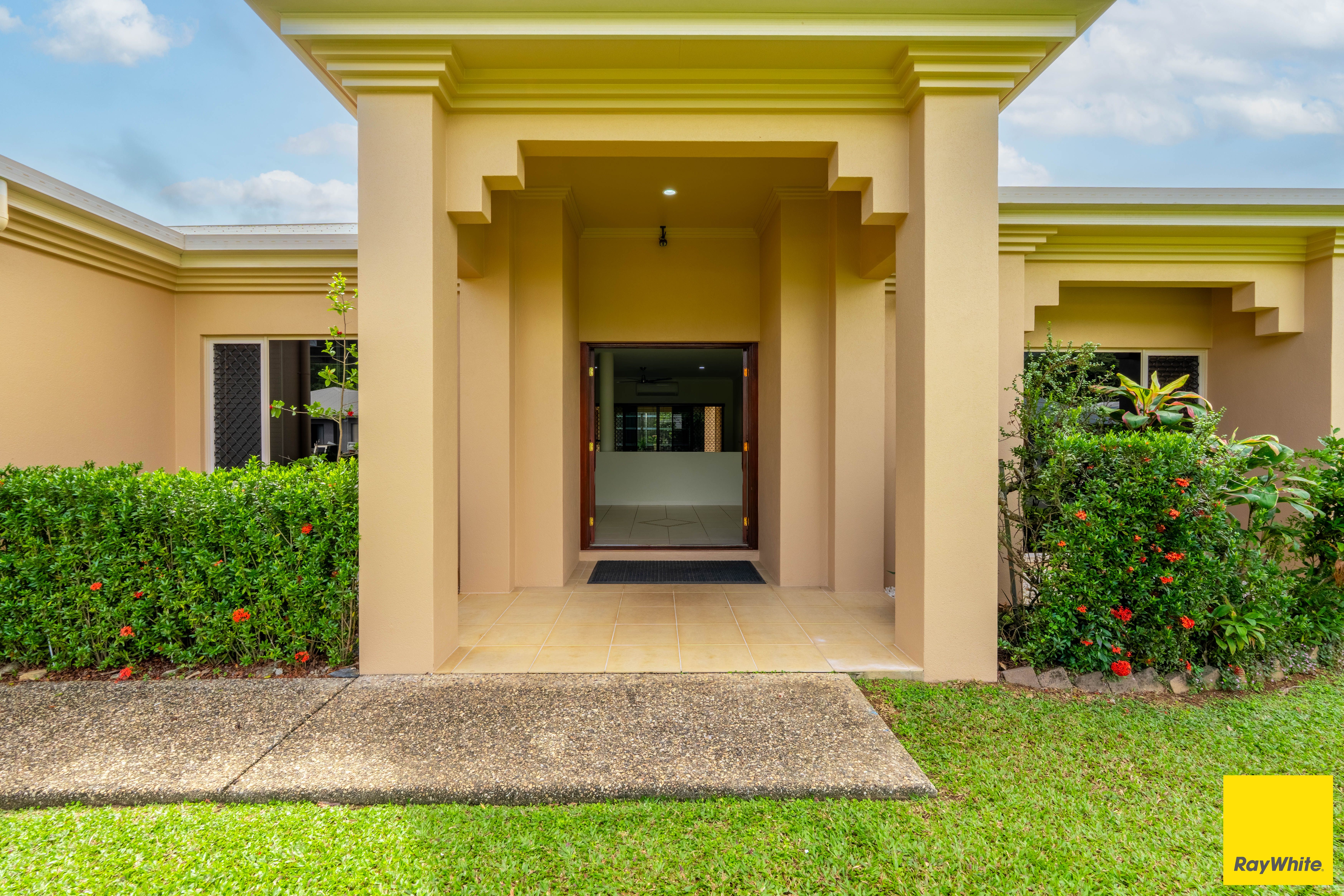 12 Altona Street, Bentley Park, QLD 4869
