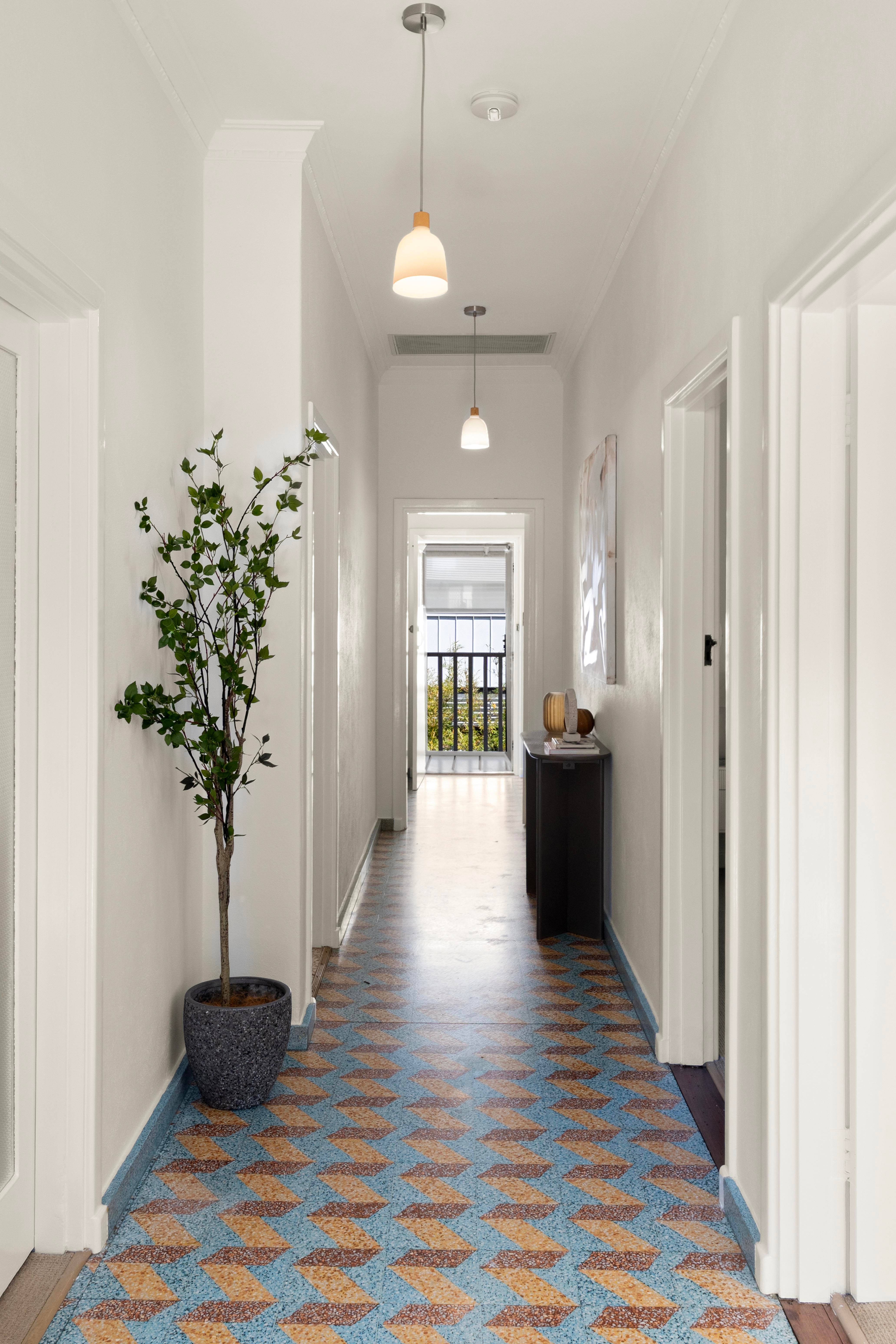 61 Redfern Street — photo 3 of 16