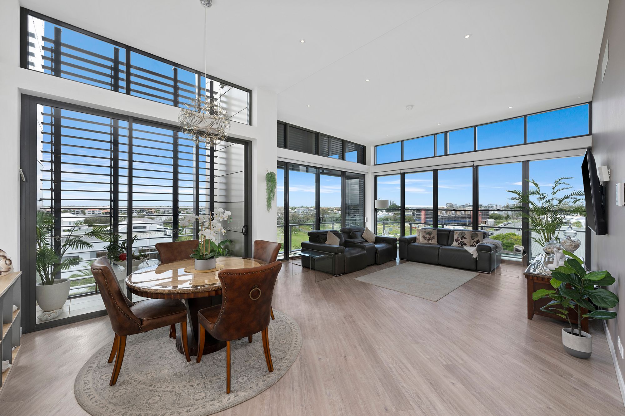 1401/1 Sunset Avenue, Paradise Point, QLD 4216