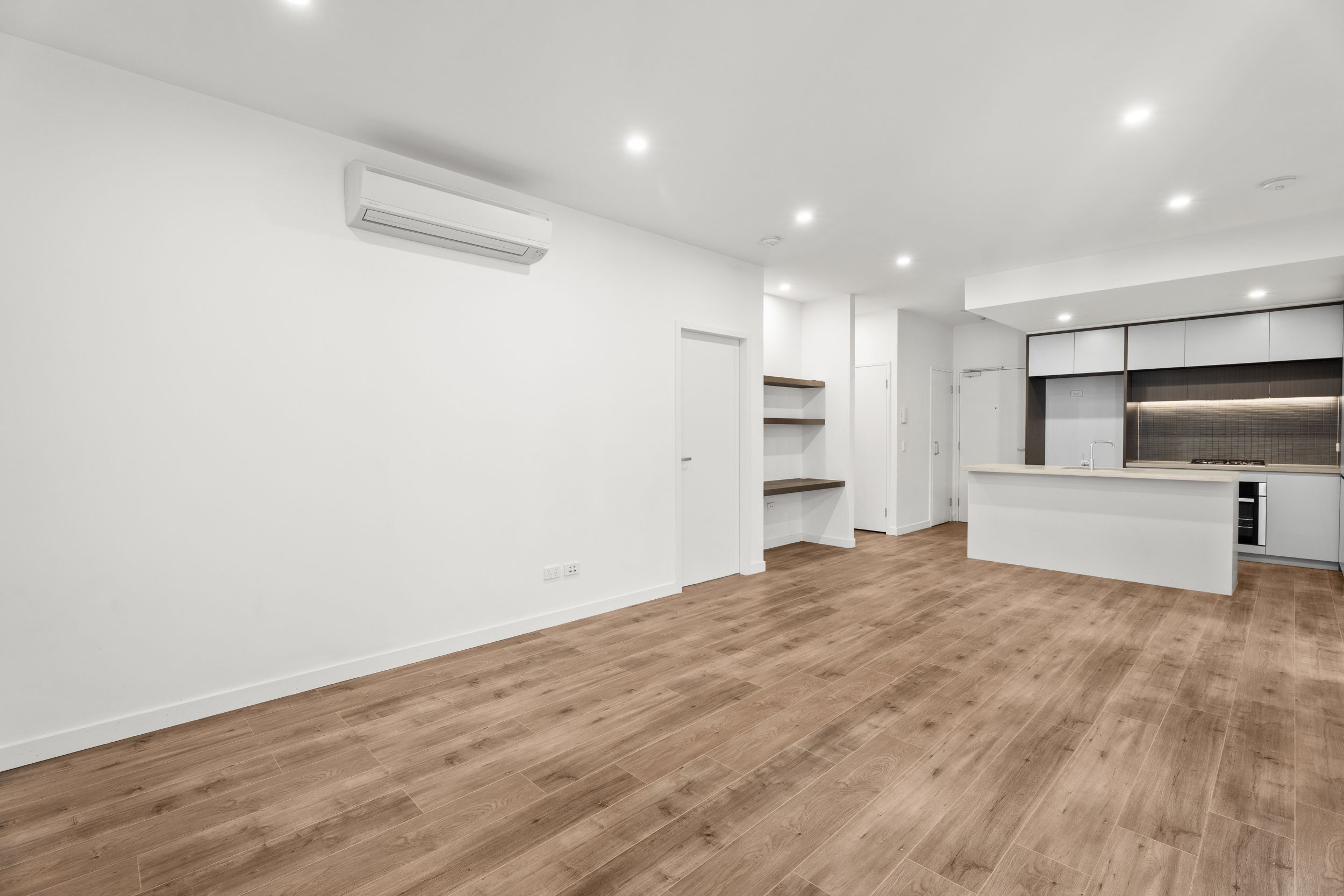 803/81B Lord Sheffield Circuit, Penrith, NSW