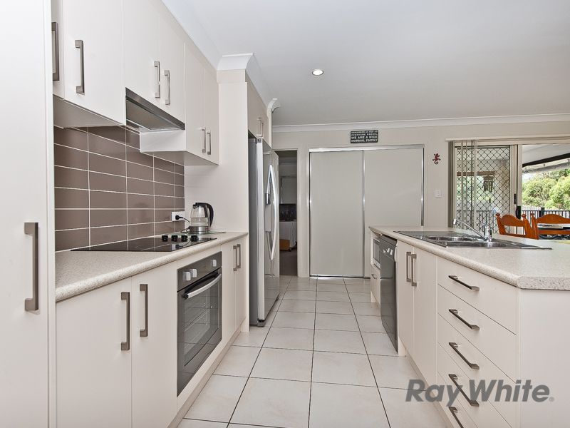 22 Nicola Street, Warner, QLD 4500