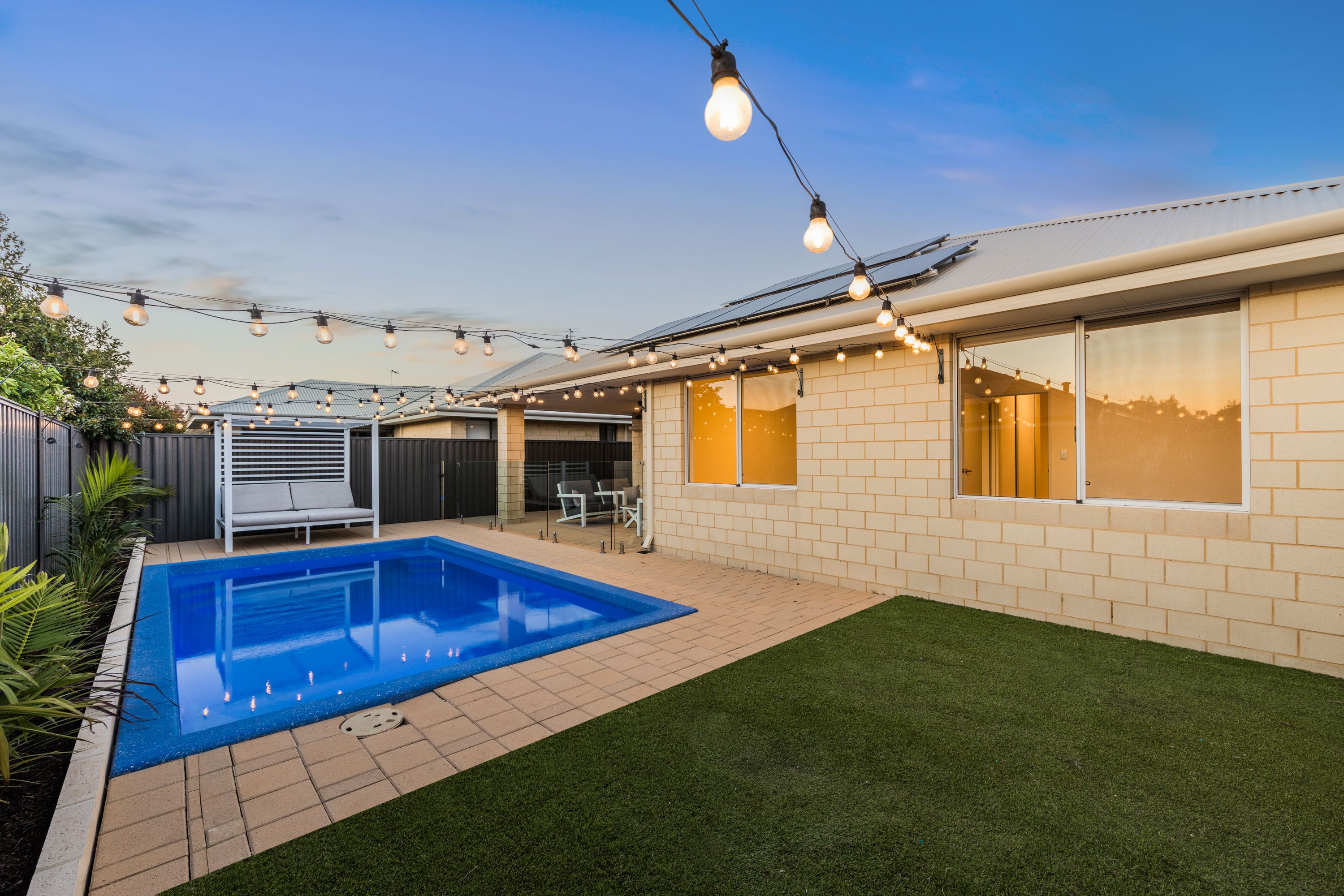 4 Koojan Street — photo 4 of 30