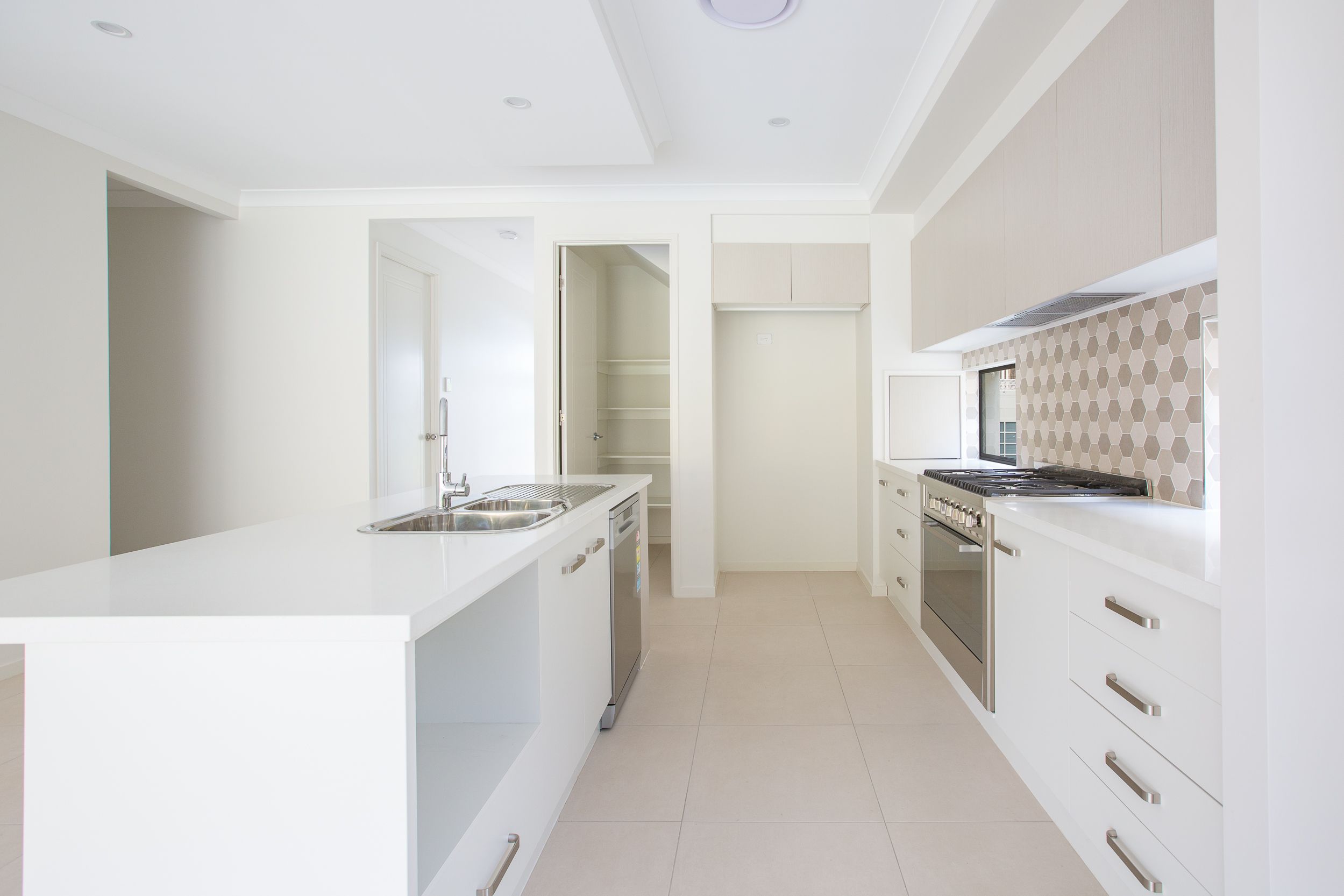 27 Hans Street, Upper Coomera, QLD 4209