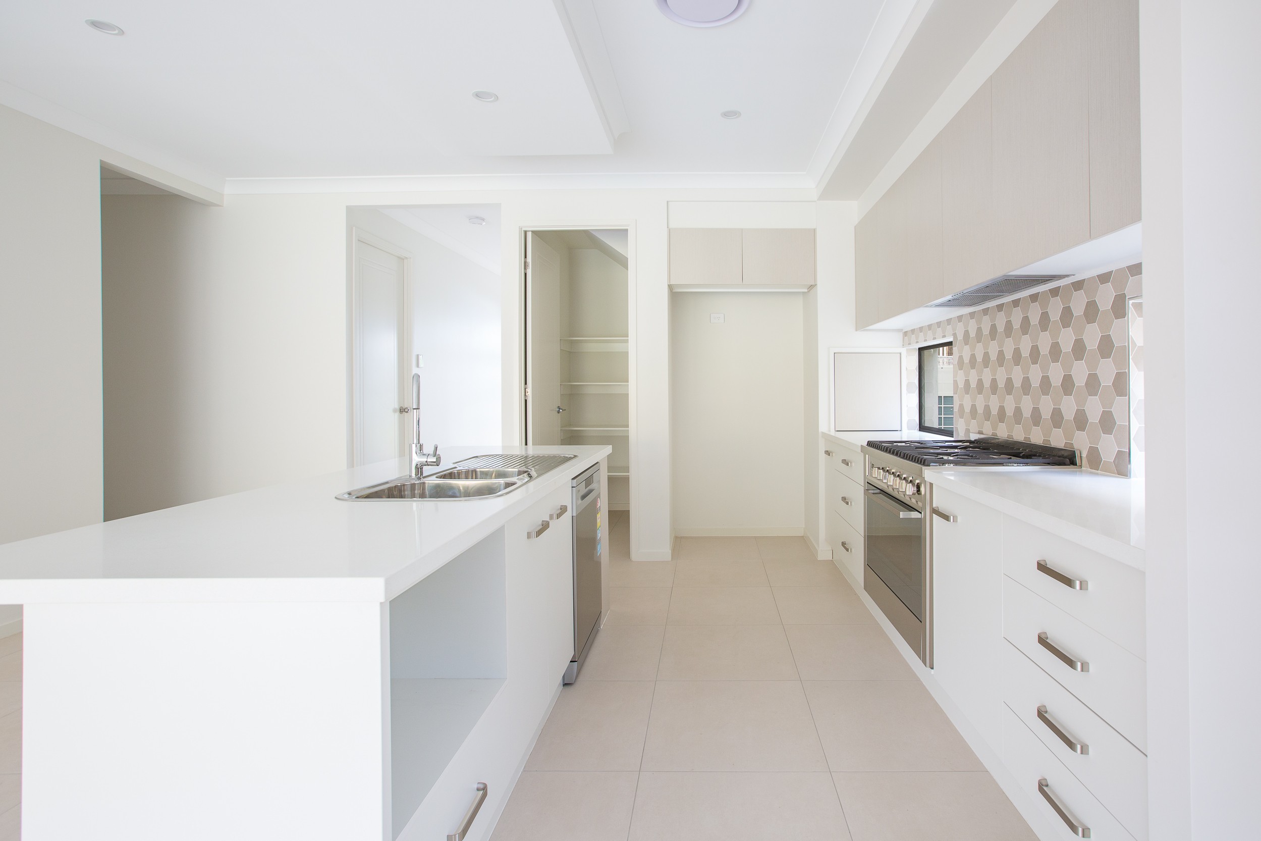 27 Hans Street, Upper Coomera, QLD 4209