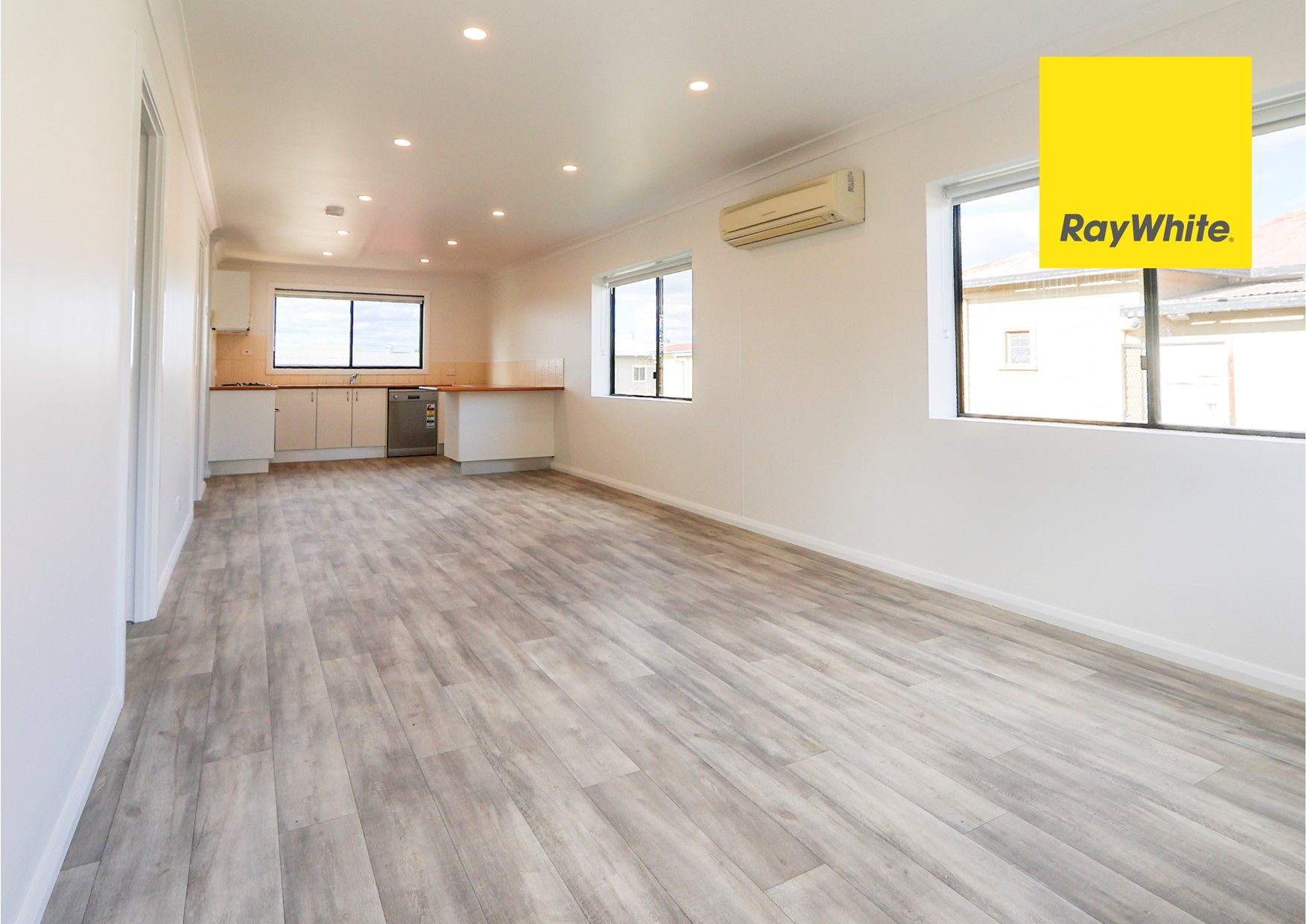 Unit 10/122 Evans Street, Inverell, NSW 2360