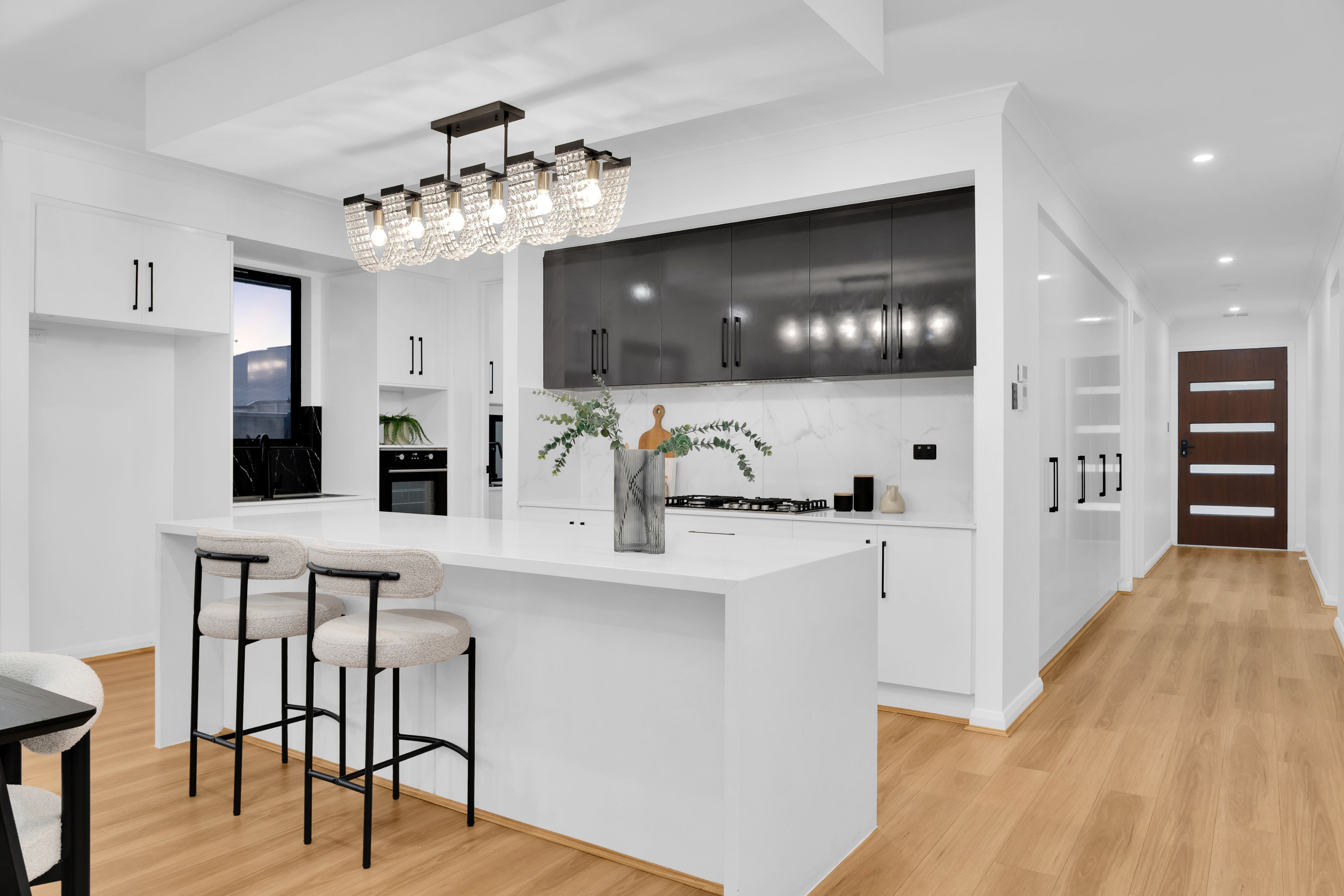 11 Gold Street — photo 3 of 30