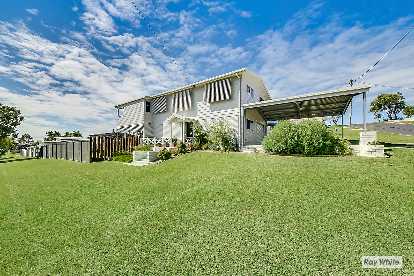 11 Elma Street, Cooee Bay, QLD 4703