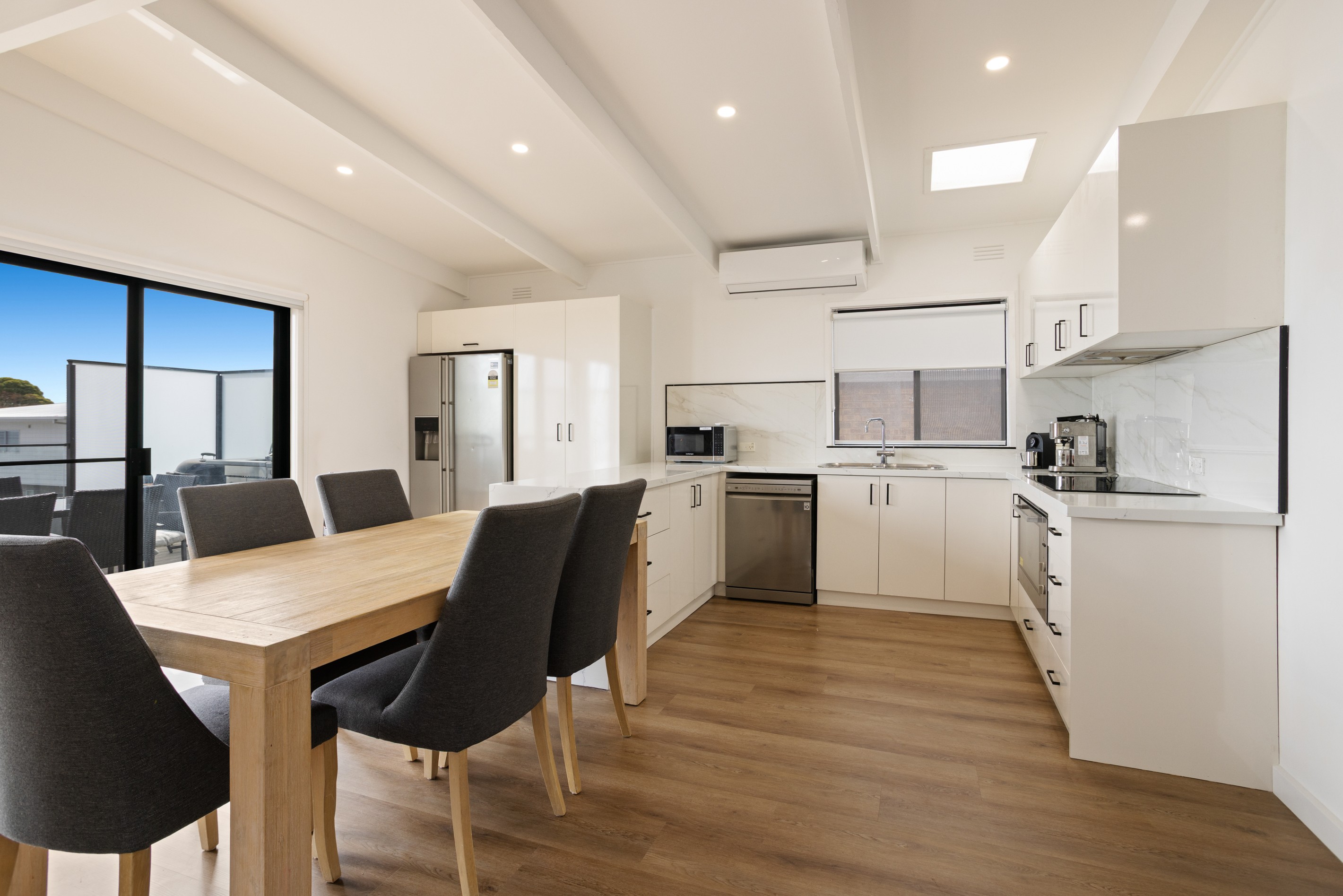 16 Charmaine Street, Dromana, VIC 3936