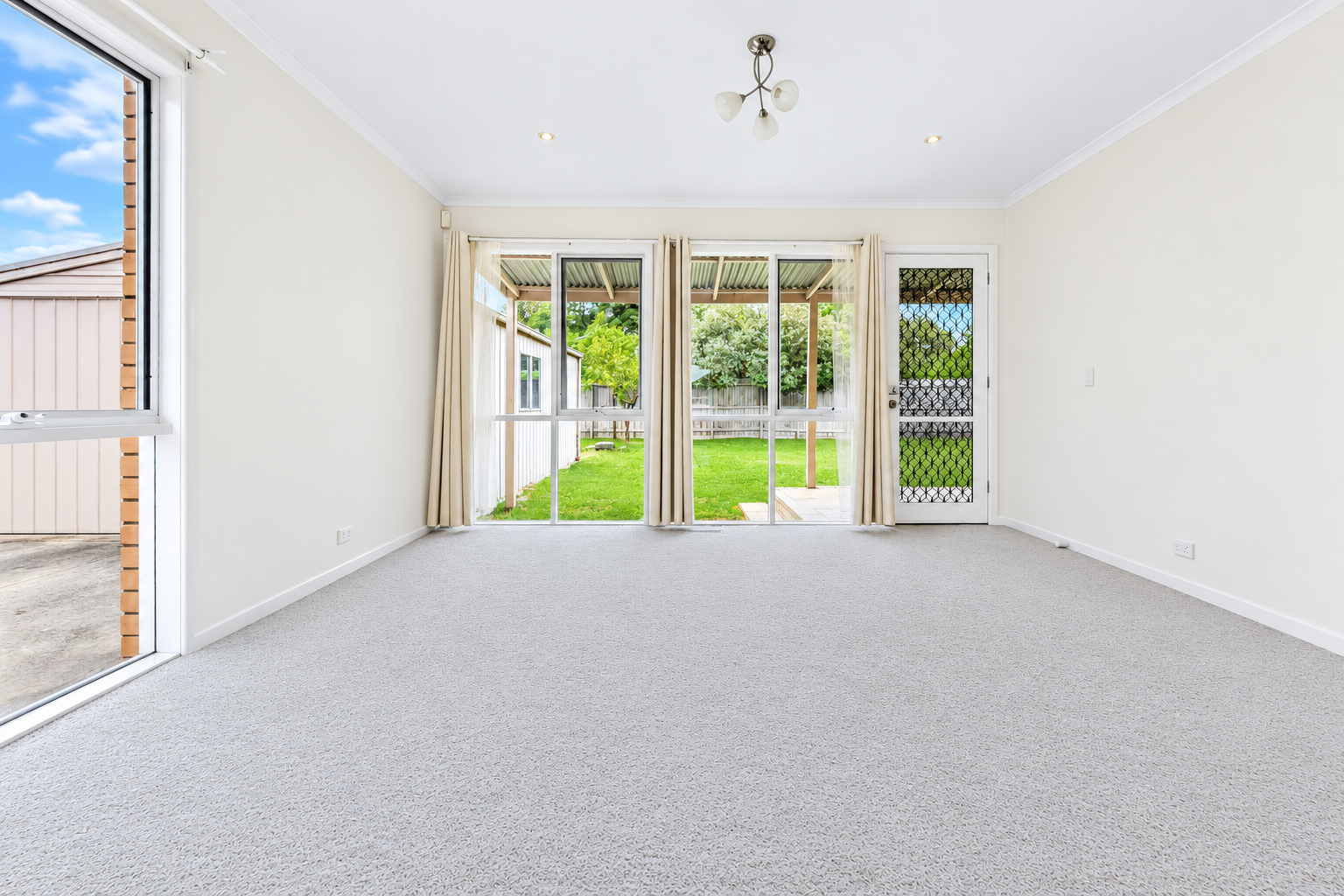 37 Studley Street — photo 10 of 20