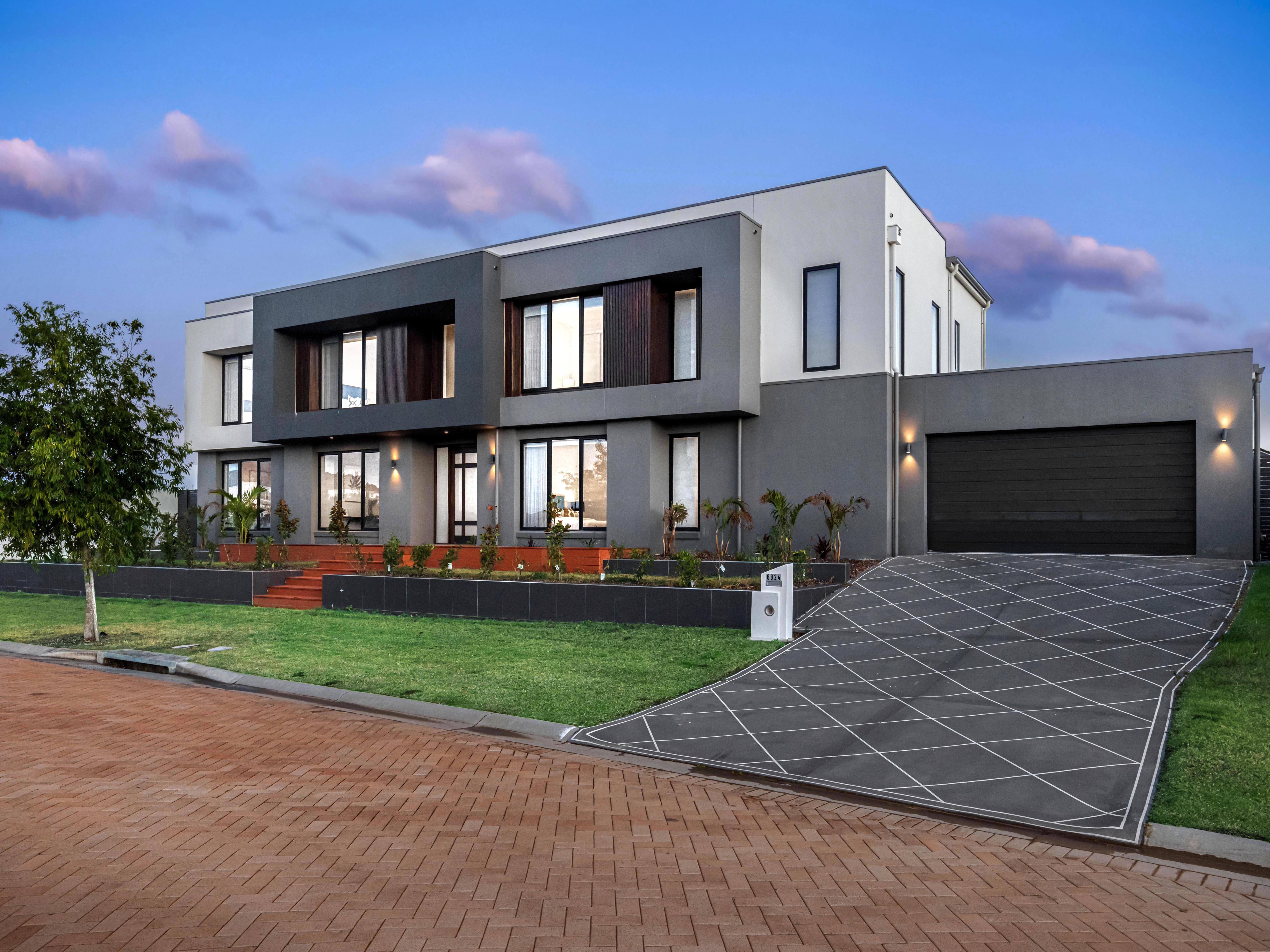 8824 The Point Circuit — photo from Ray White Sanctuary Cove