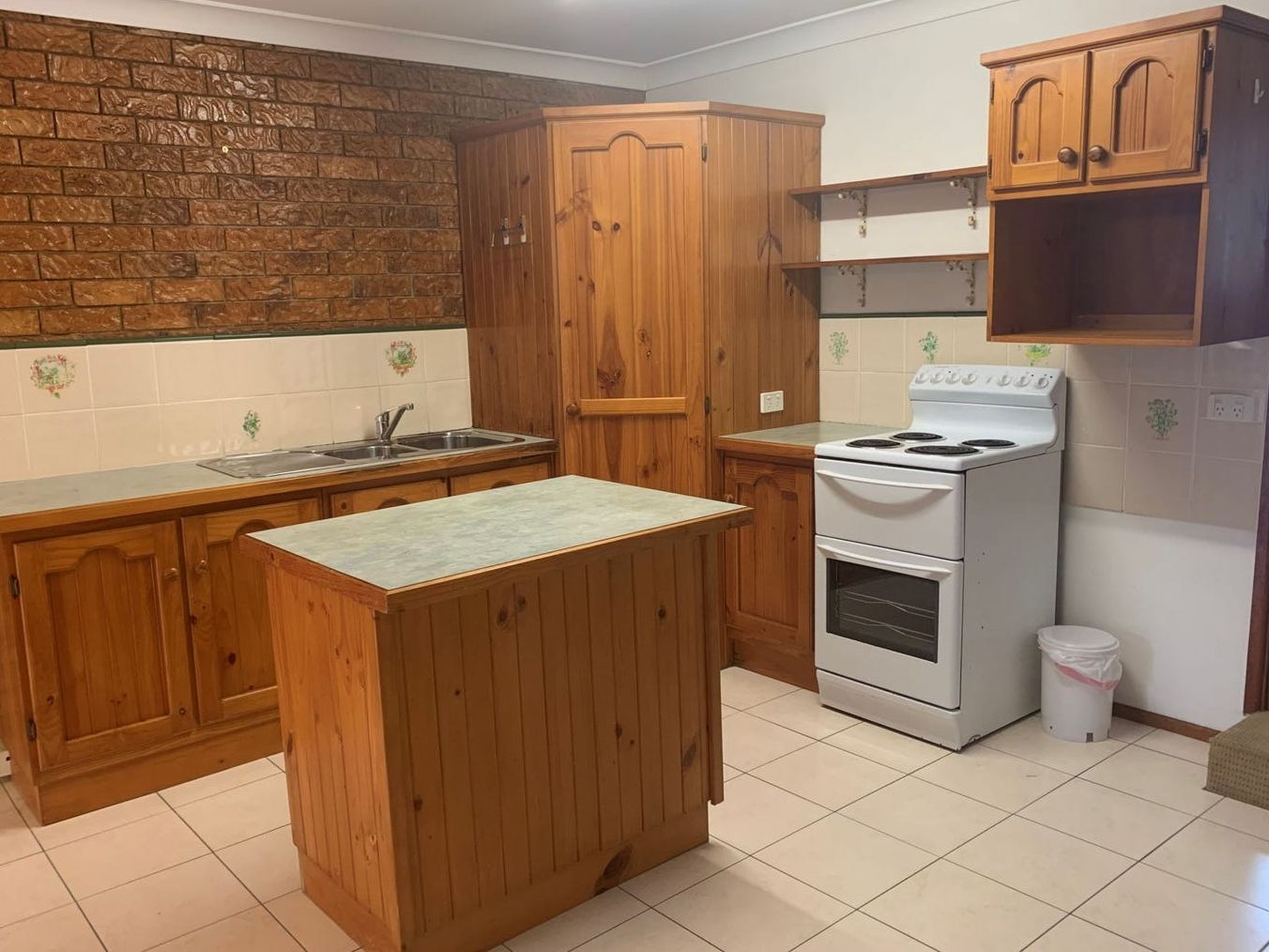 43/18 Defiance Road, Logan Central, QLD 4114