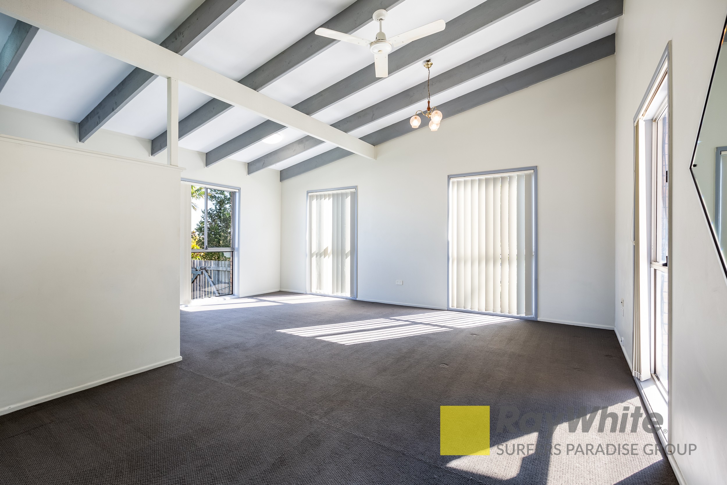 25 Wardoo Street, Southport, QLD 4215