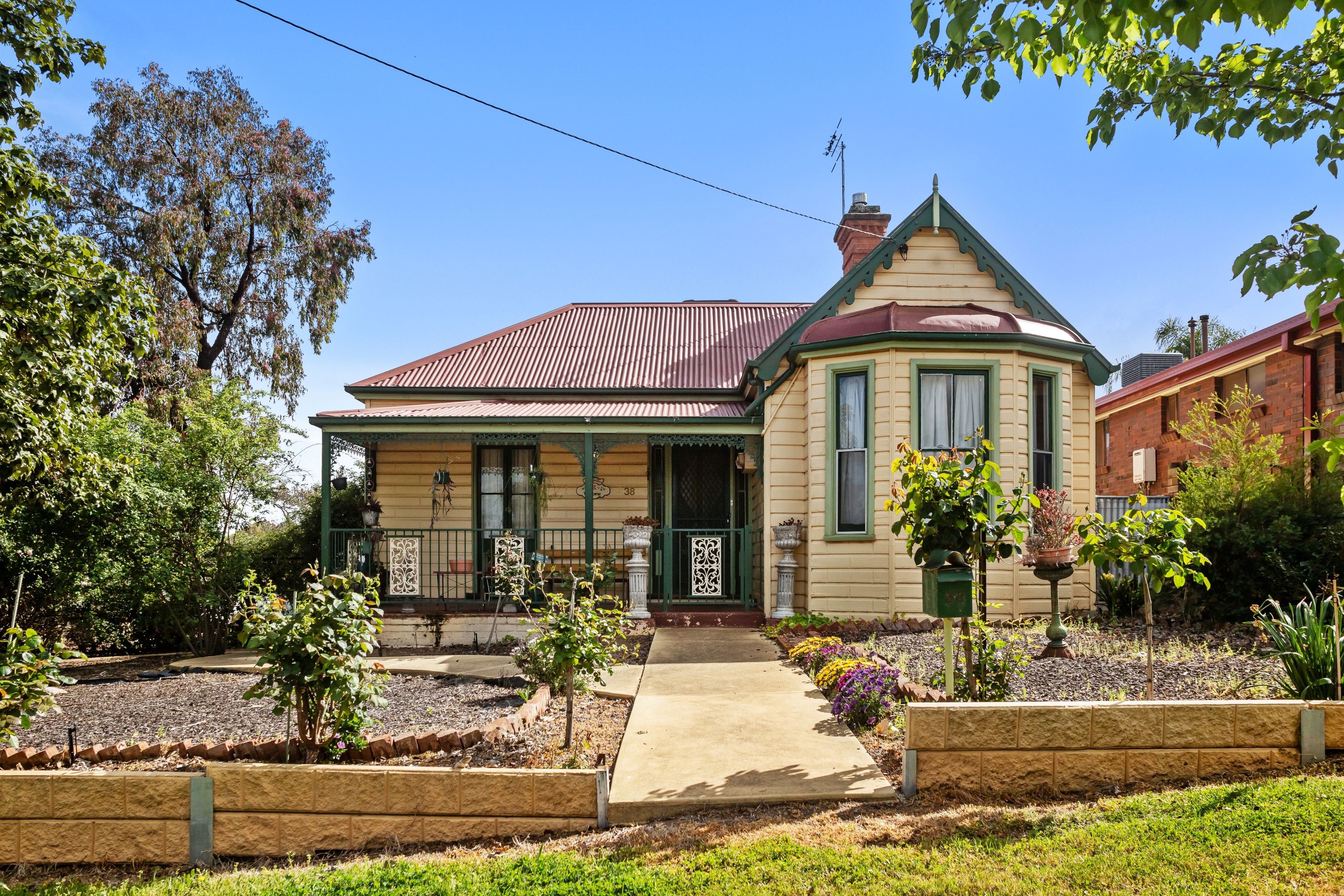 38 William Street, Junee NSW 2663