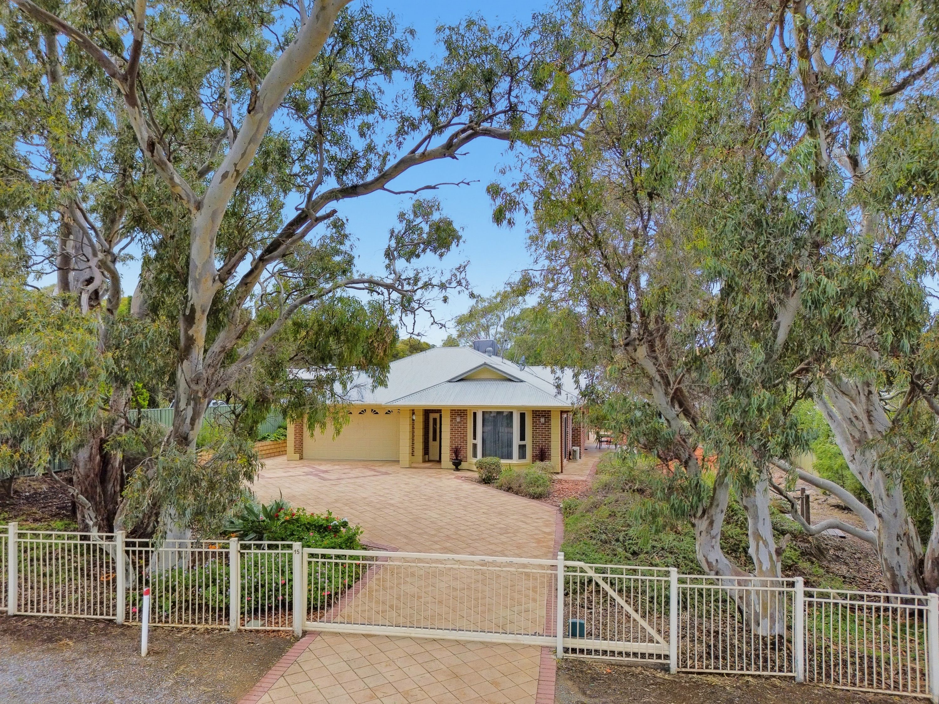 15 Norman Avenue, Normanville, SA 5204