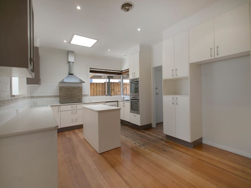 26 Cricklewood Avenue, Frankston, VIC 3199