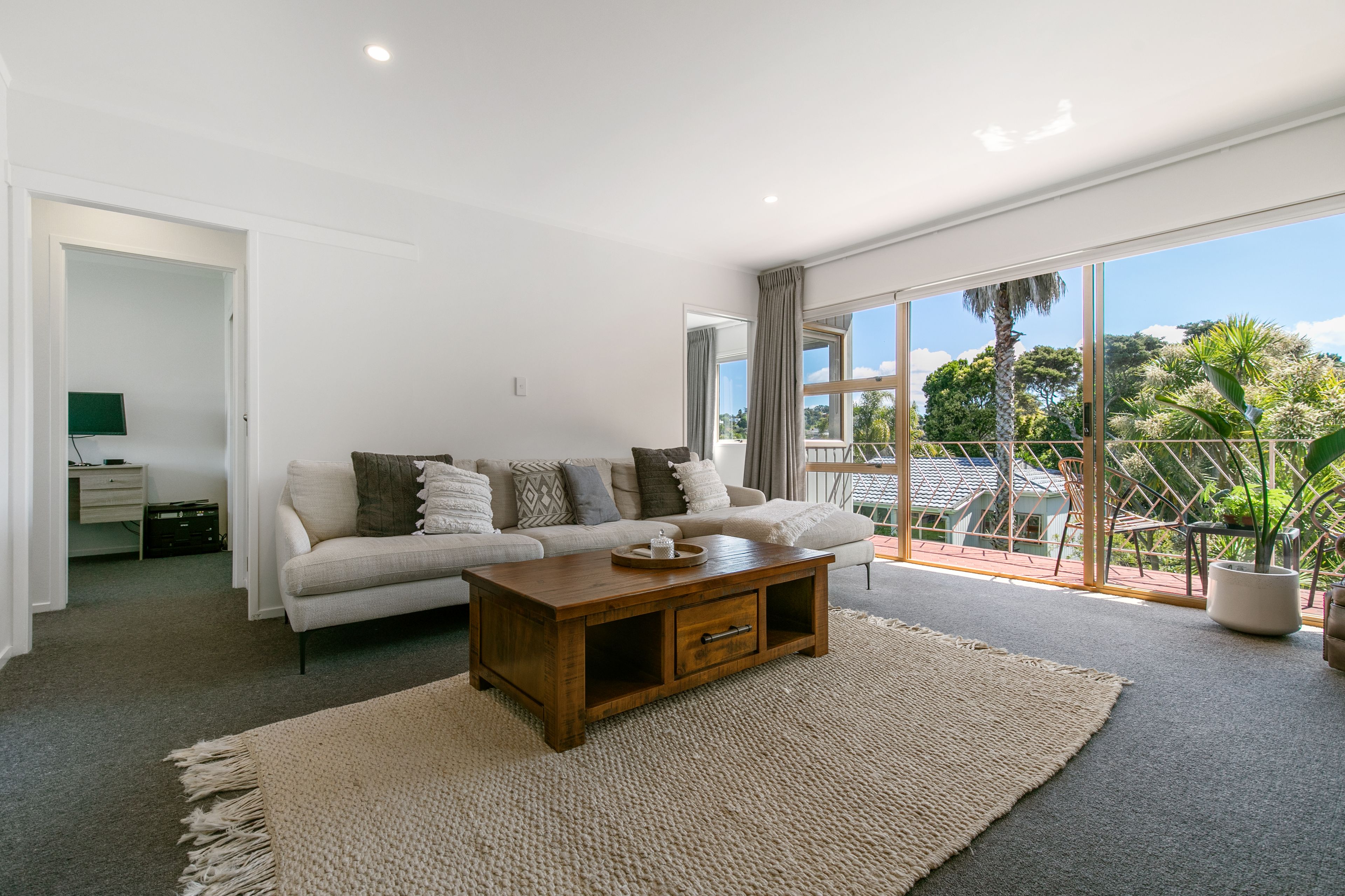 2/22A Church Street, Northcote, North Shore City