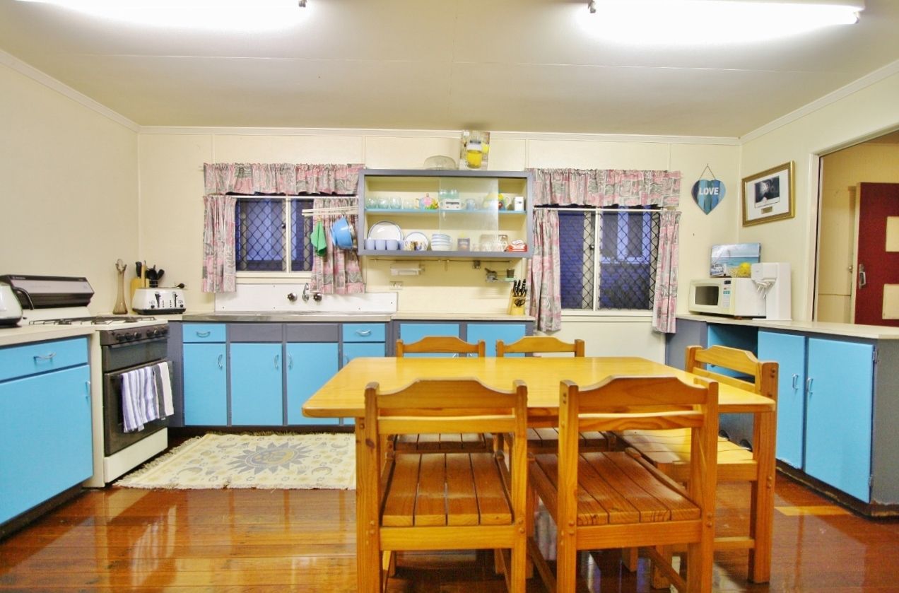1 Flynn Street, Holland Park West, QLD 4121