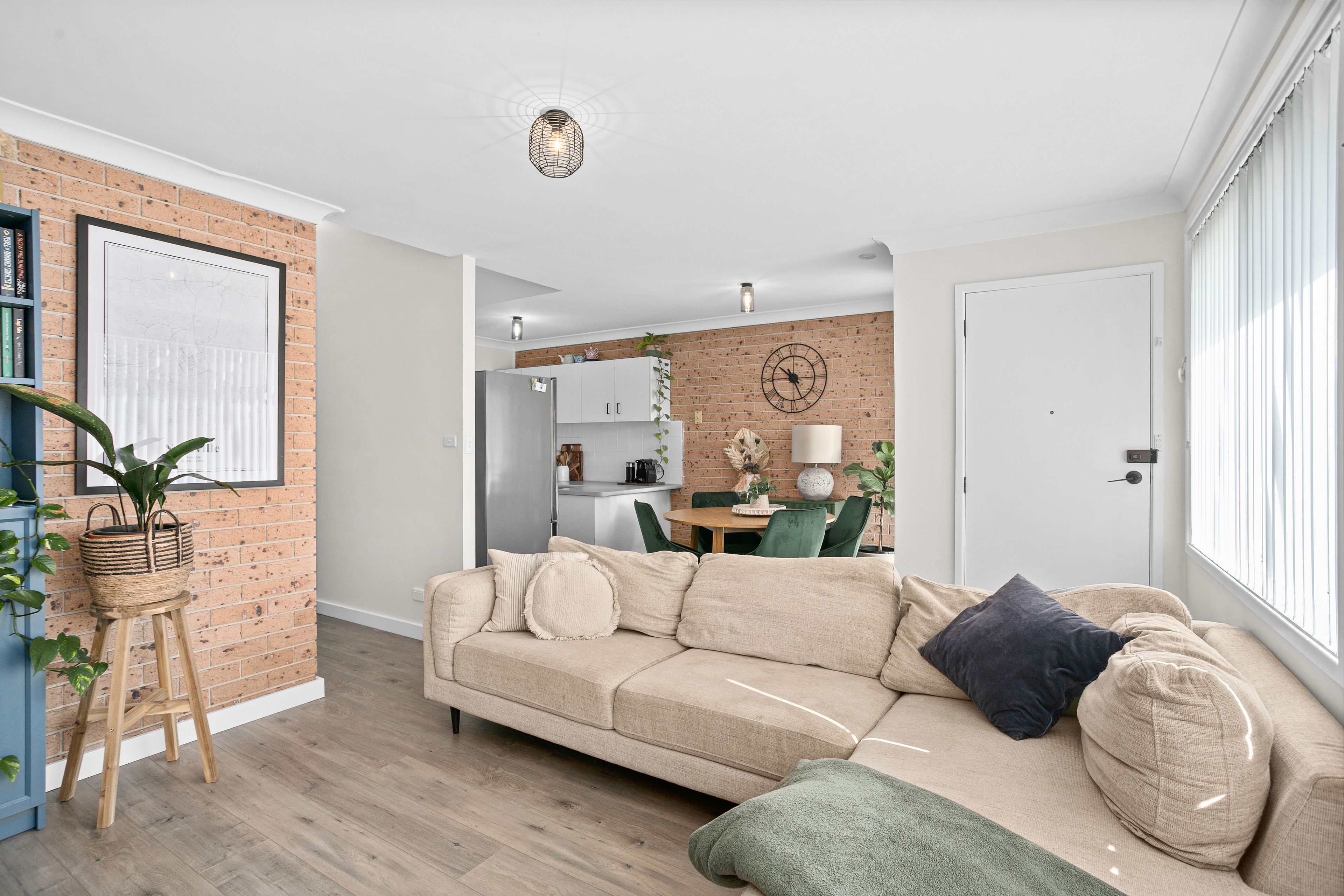 20 Stuart Street, Helensburgh NSW 2508