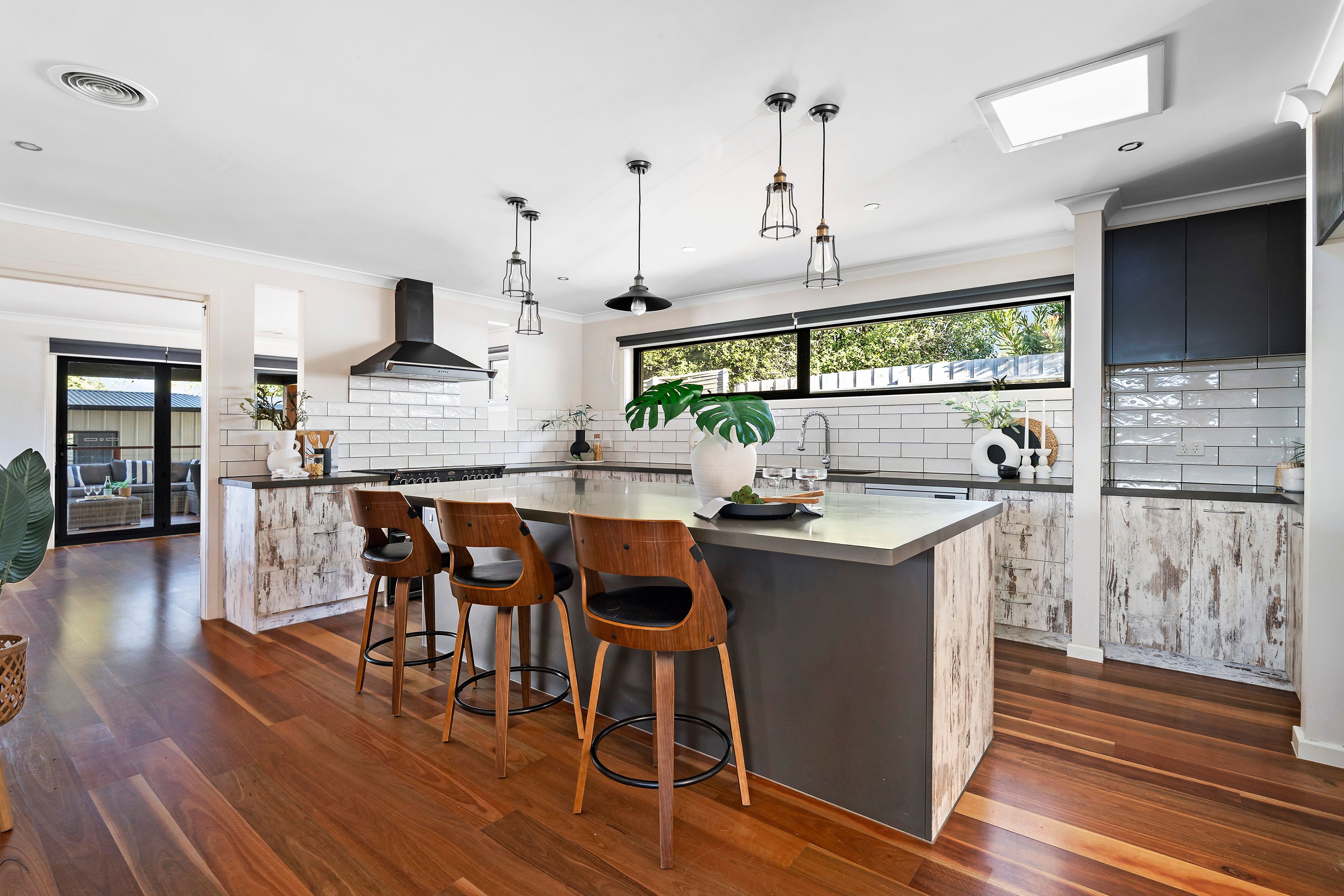 4 Aldershot Road, Langwarrin, VIC 3910