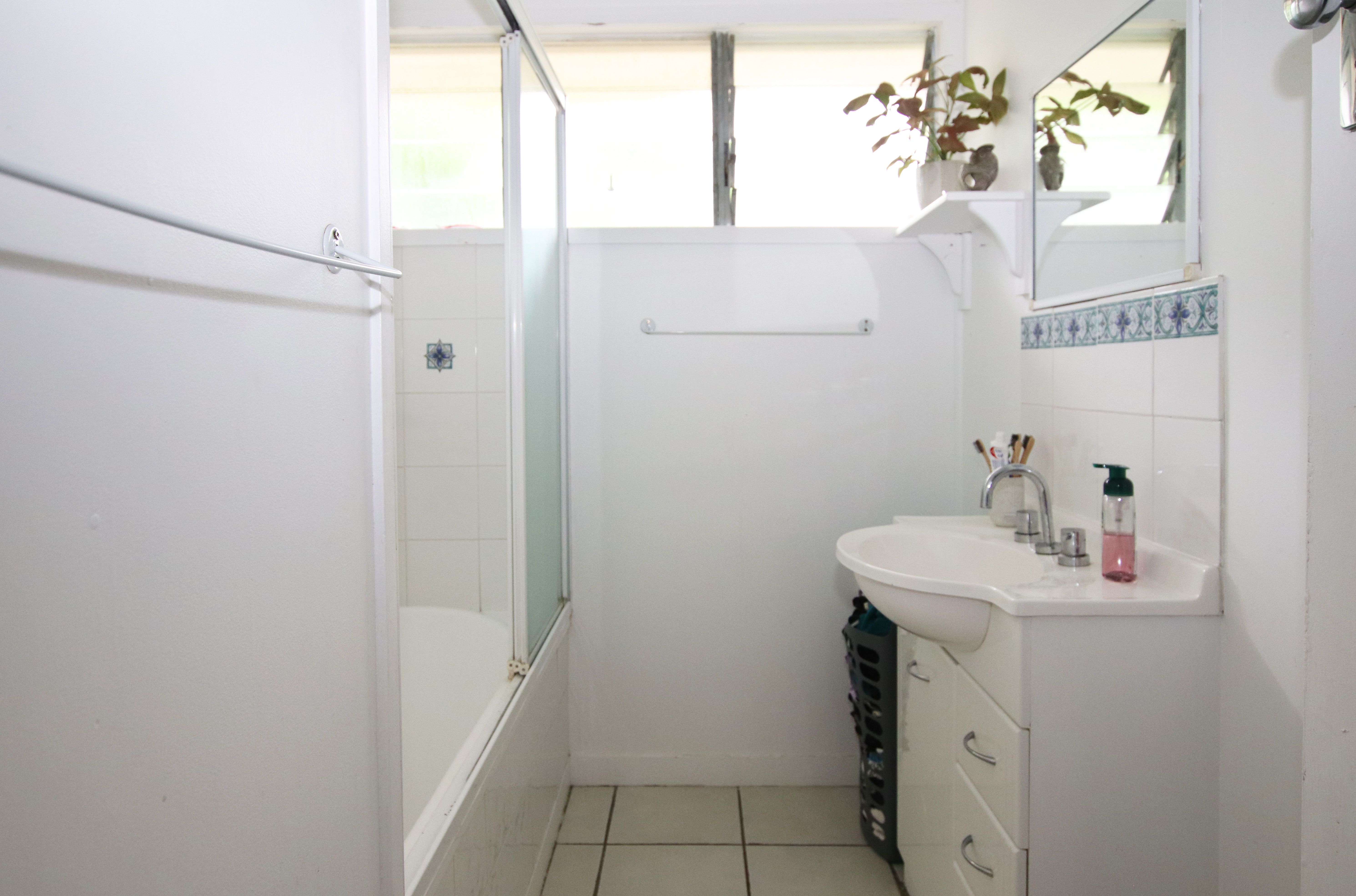 24 Tiamby Street — photo 8 of 12