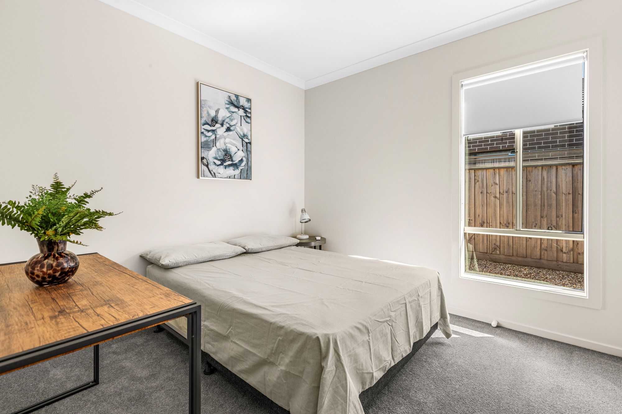 12 Fitzrovia Drive — photo 10 of 15