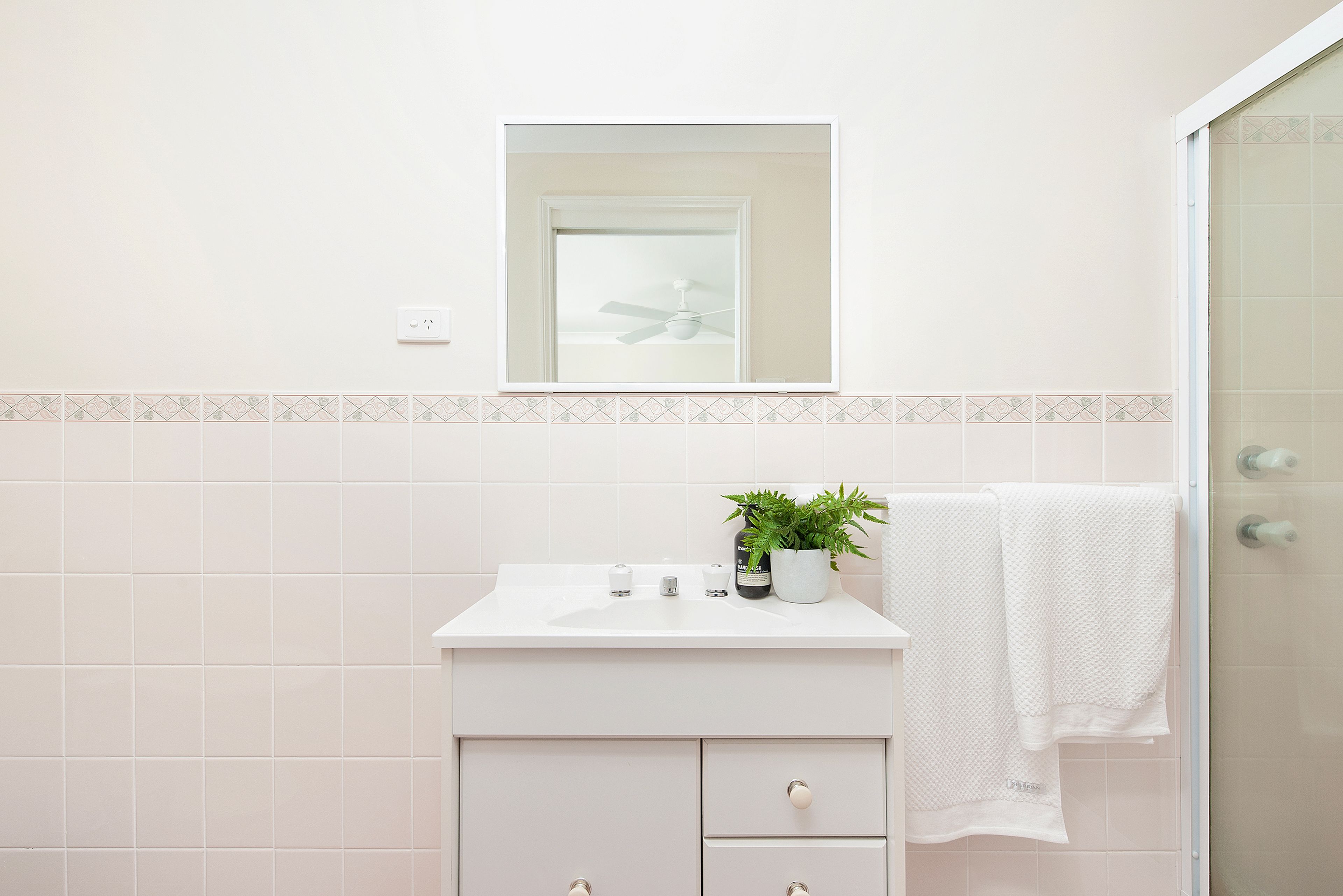 14 Jellicoe Close — photo 10 of 16