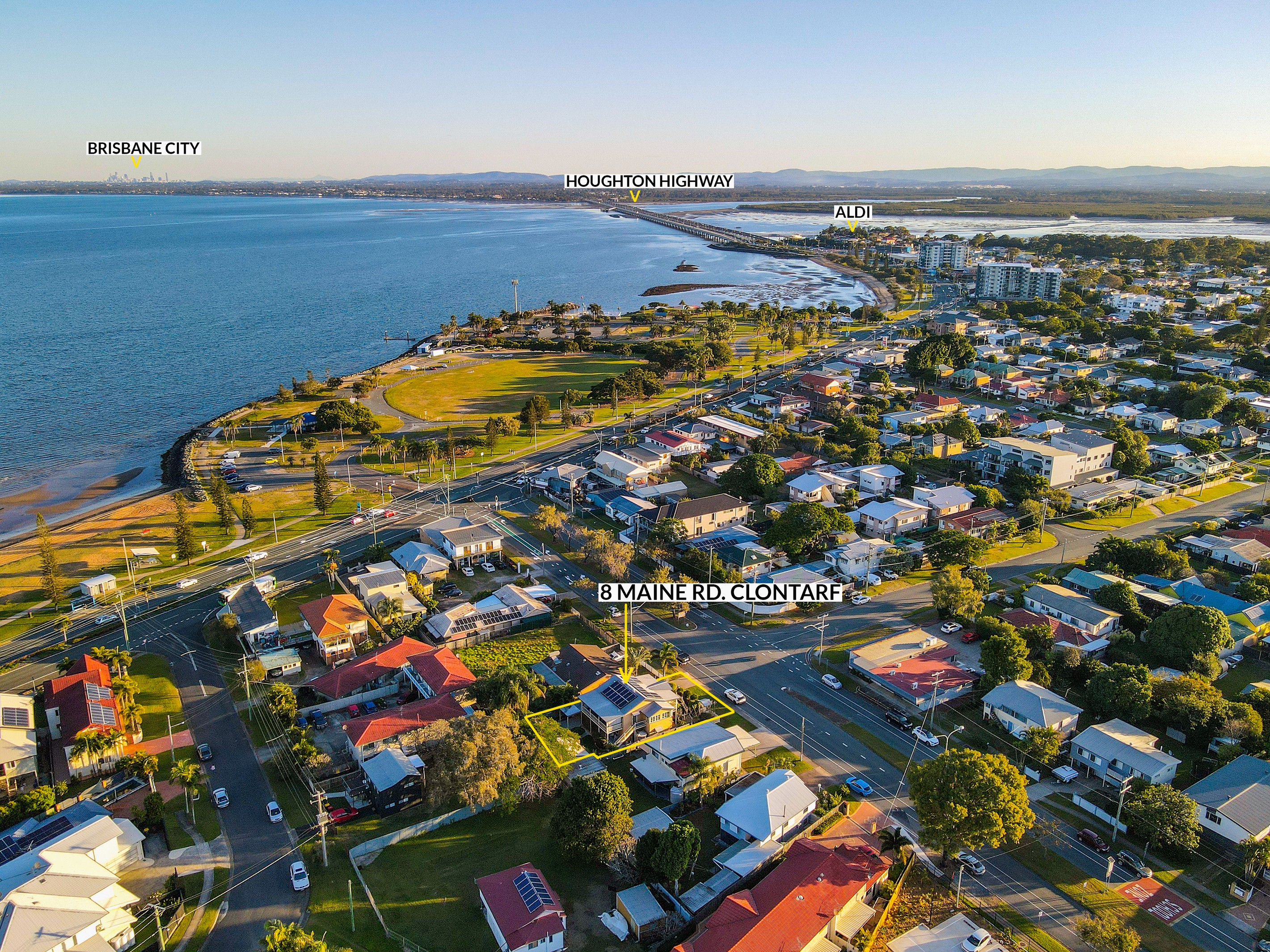 8 Maine Road, Clontarf, QLD 4019