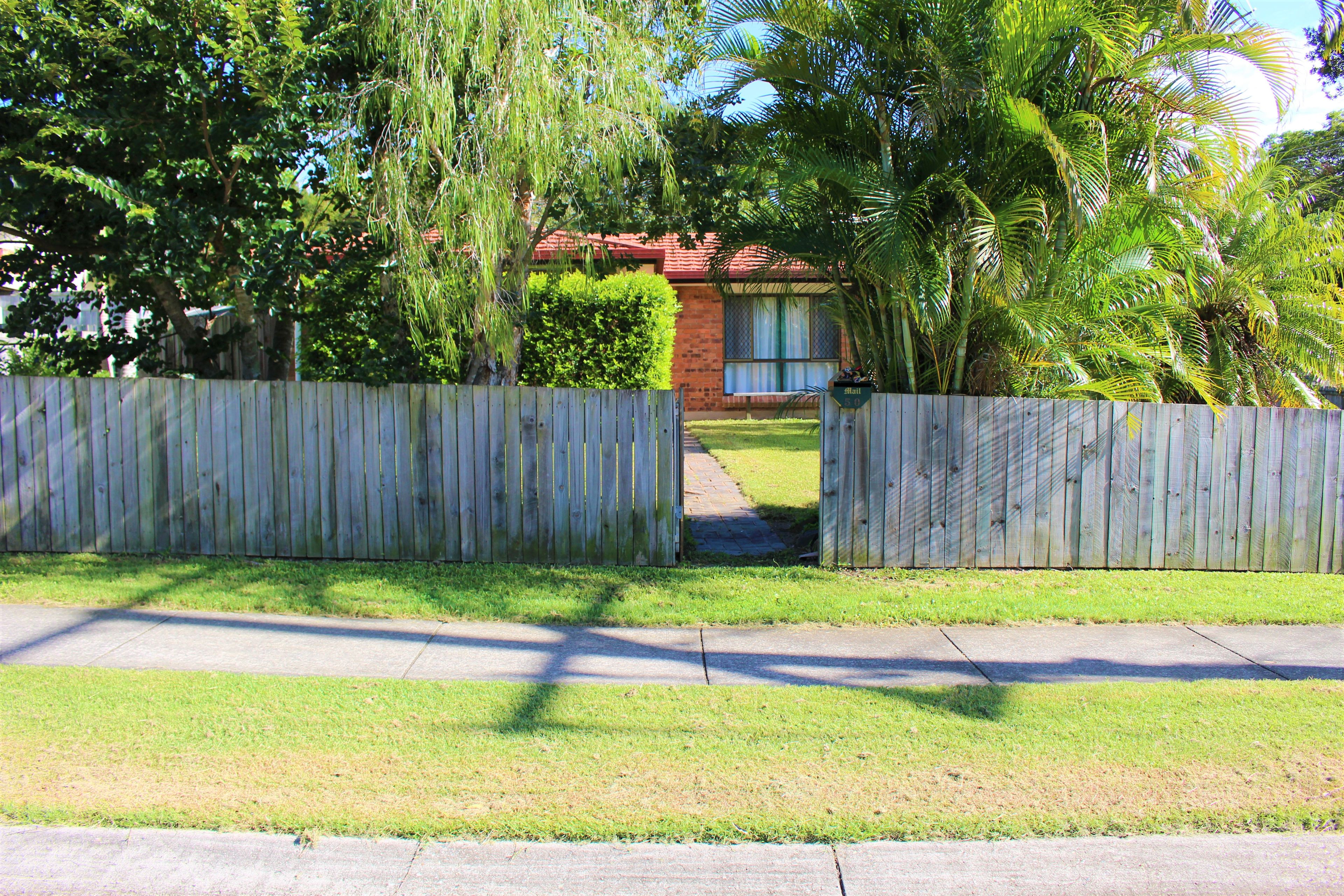 50 Avonmore Street, Edens Landing, QLD 4207