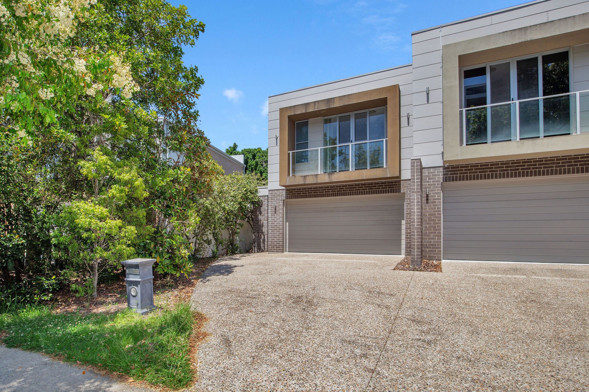 1/8 Compass Drive, Biggera Waters, QLD 4216