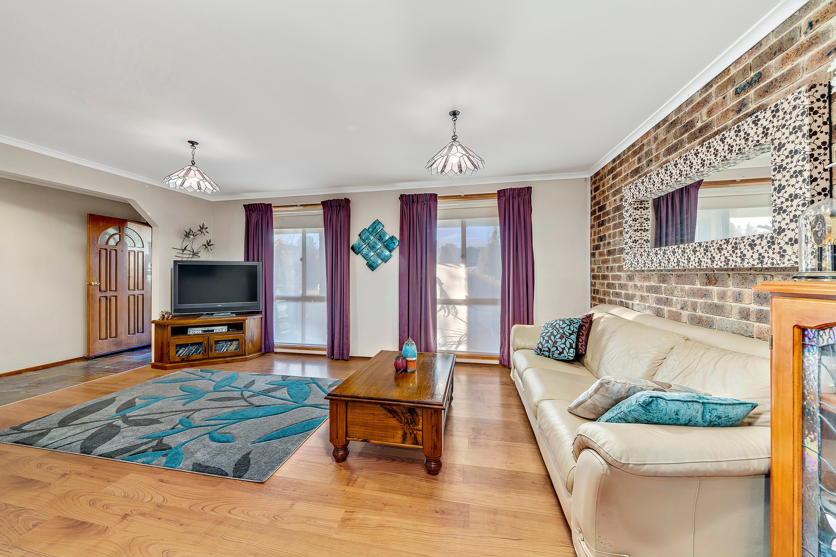 2 Kater Close, Macarthur, ACT 2904