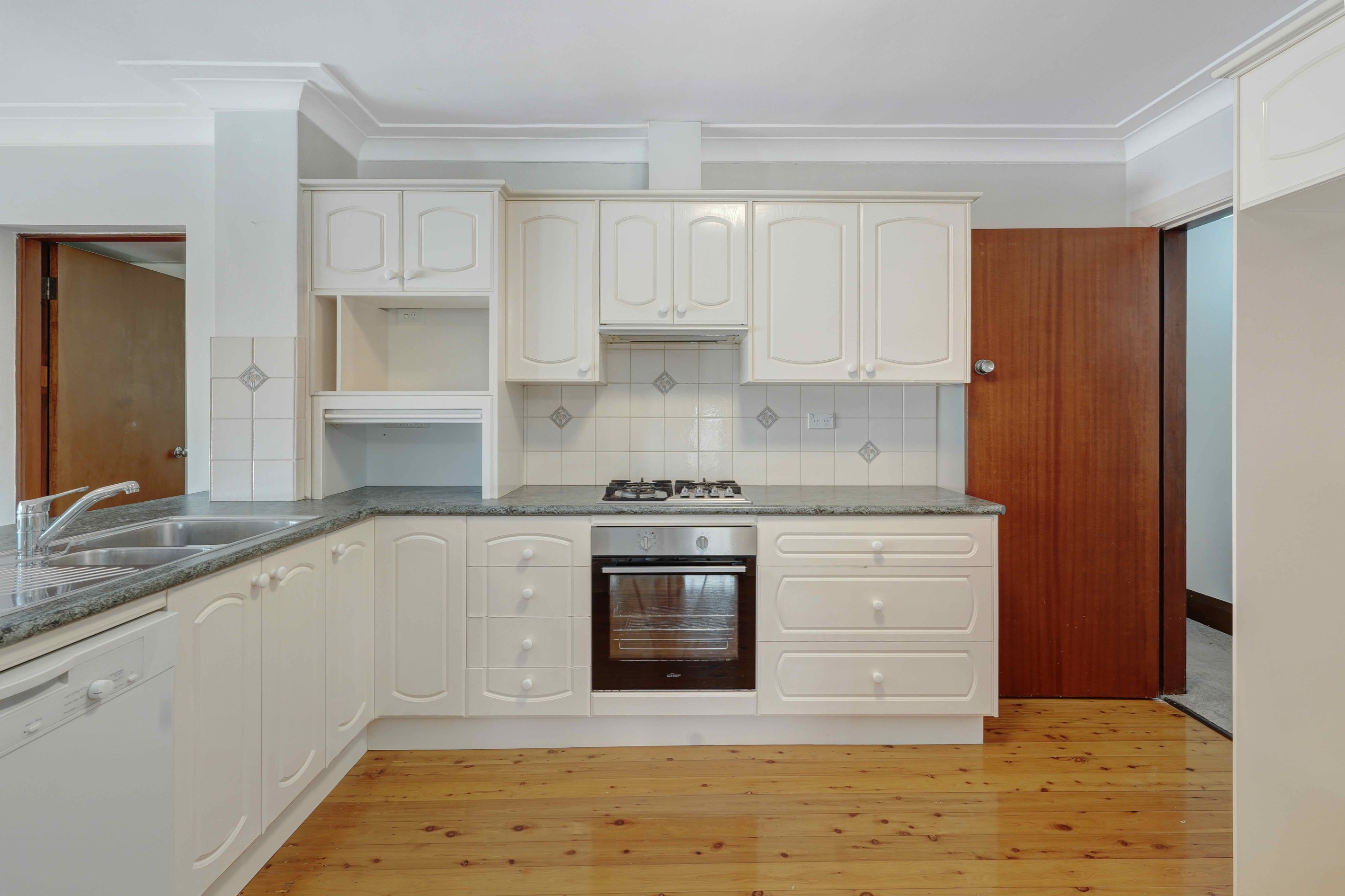 41 Mount Pleasant Avenue, Normanhurst, NSW 2076