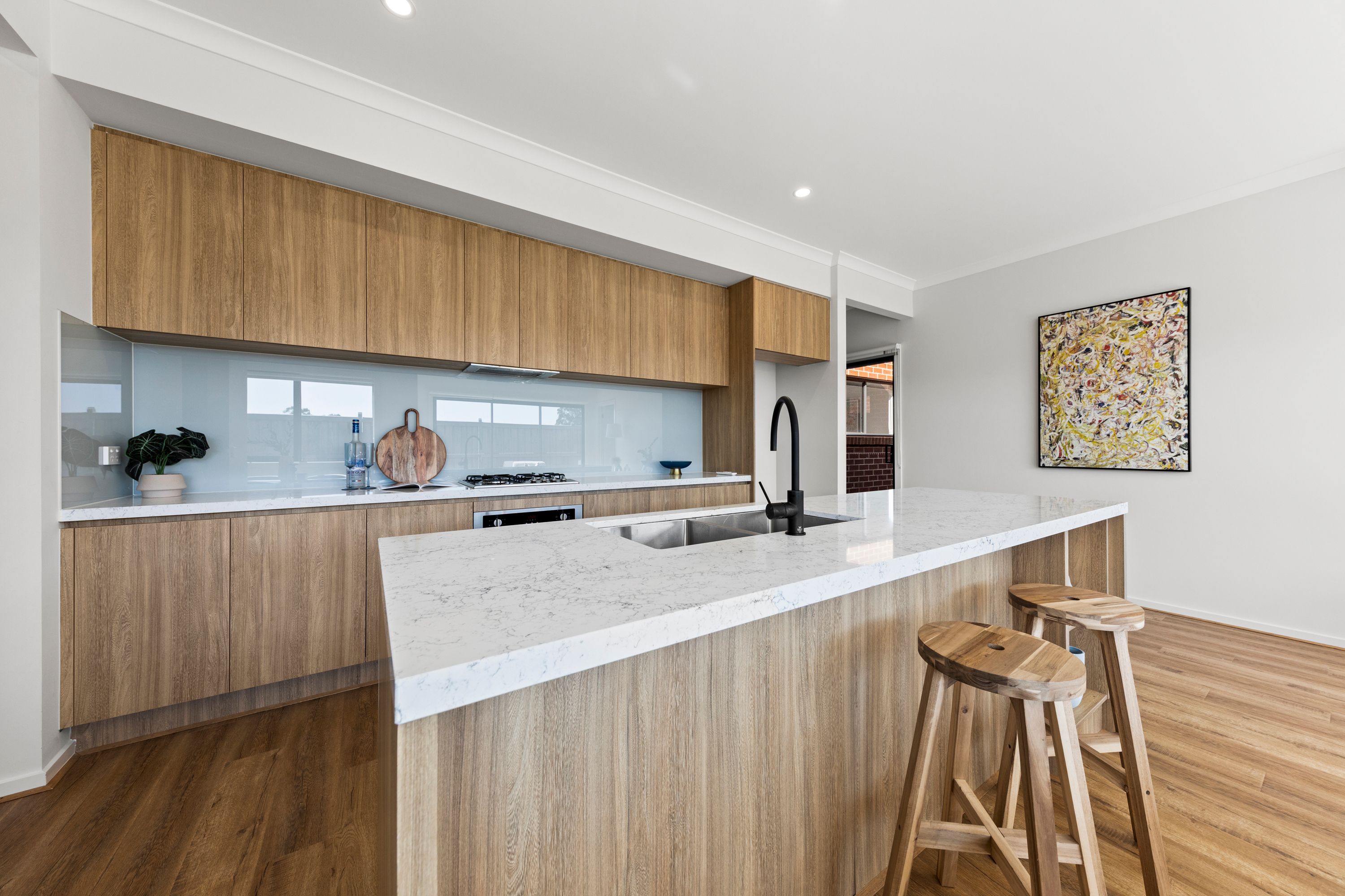 4 Handley Crescent — photo 5 of 24