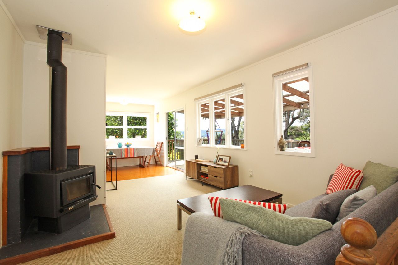 6B Cross Street, Raglan, Waikato District