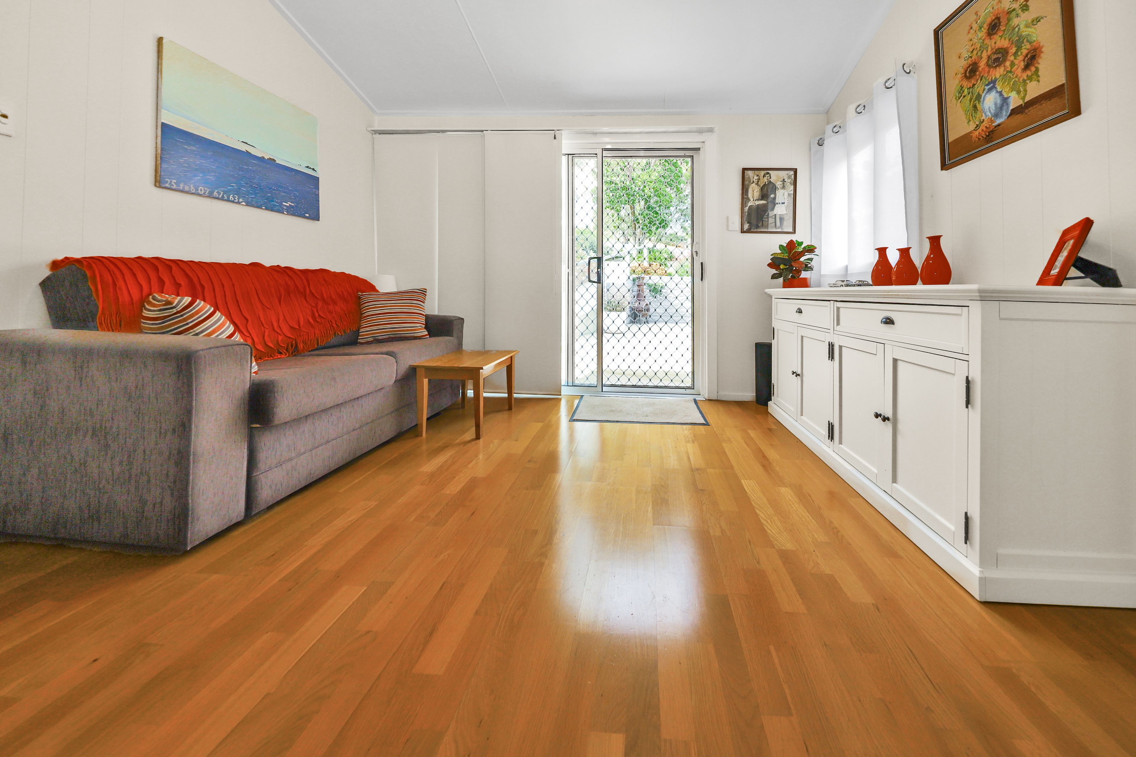 210 Wynyard Street — photo 17 of 26