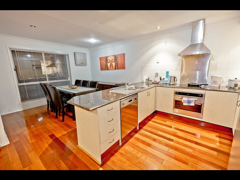 5/18 Blake Street, Southport, QLD 4215