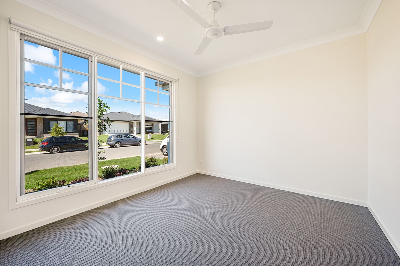 27 Honey Street, Redbank Plains, QLD 4301