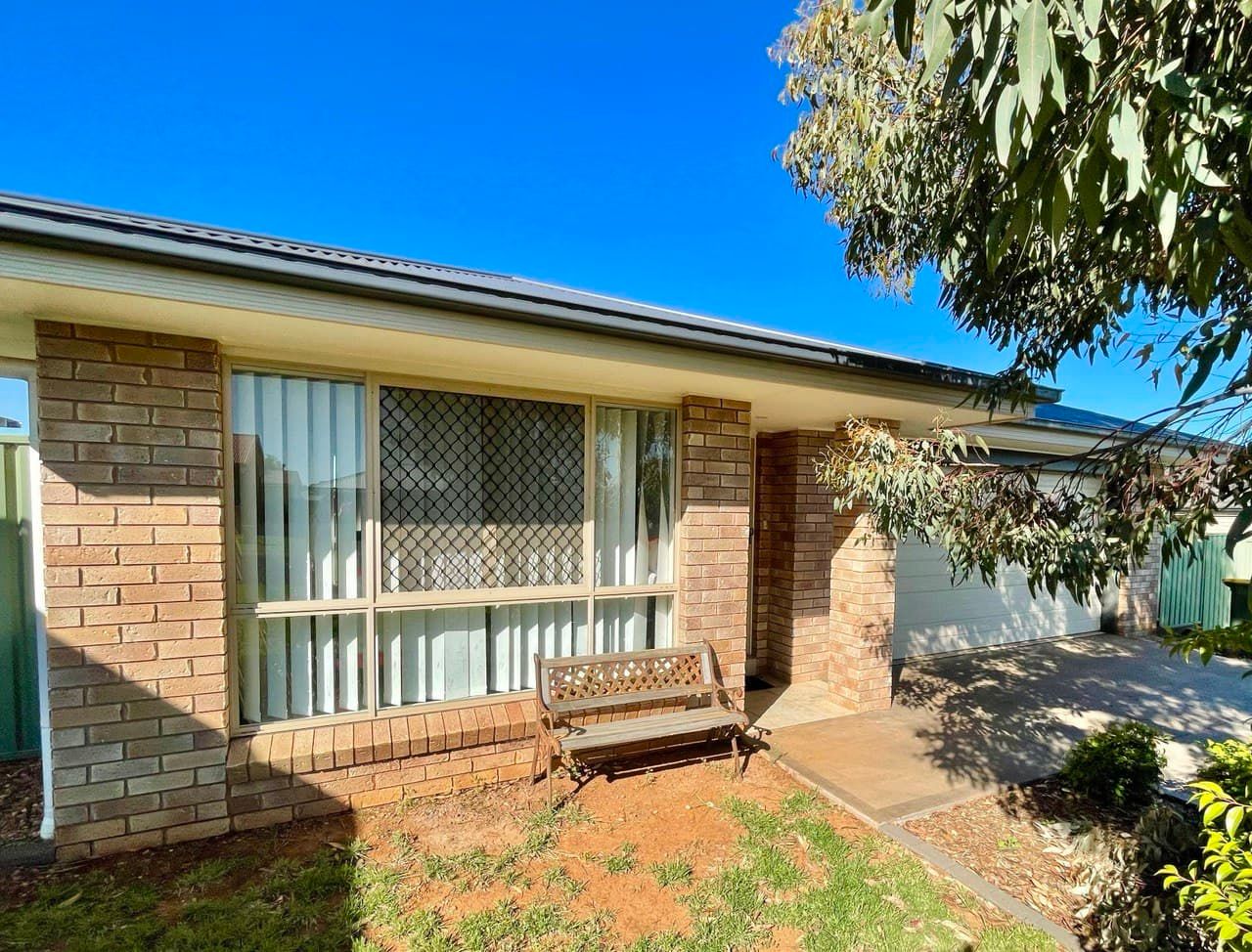 6 Warragrah Place, Parkes, NSW 2870