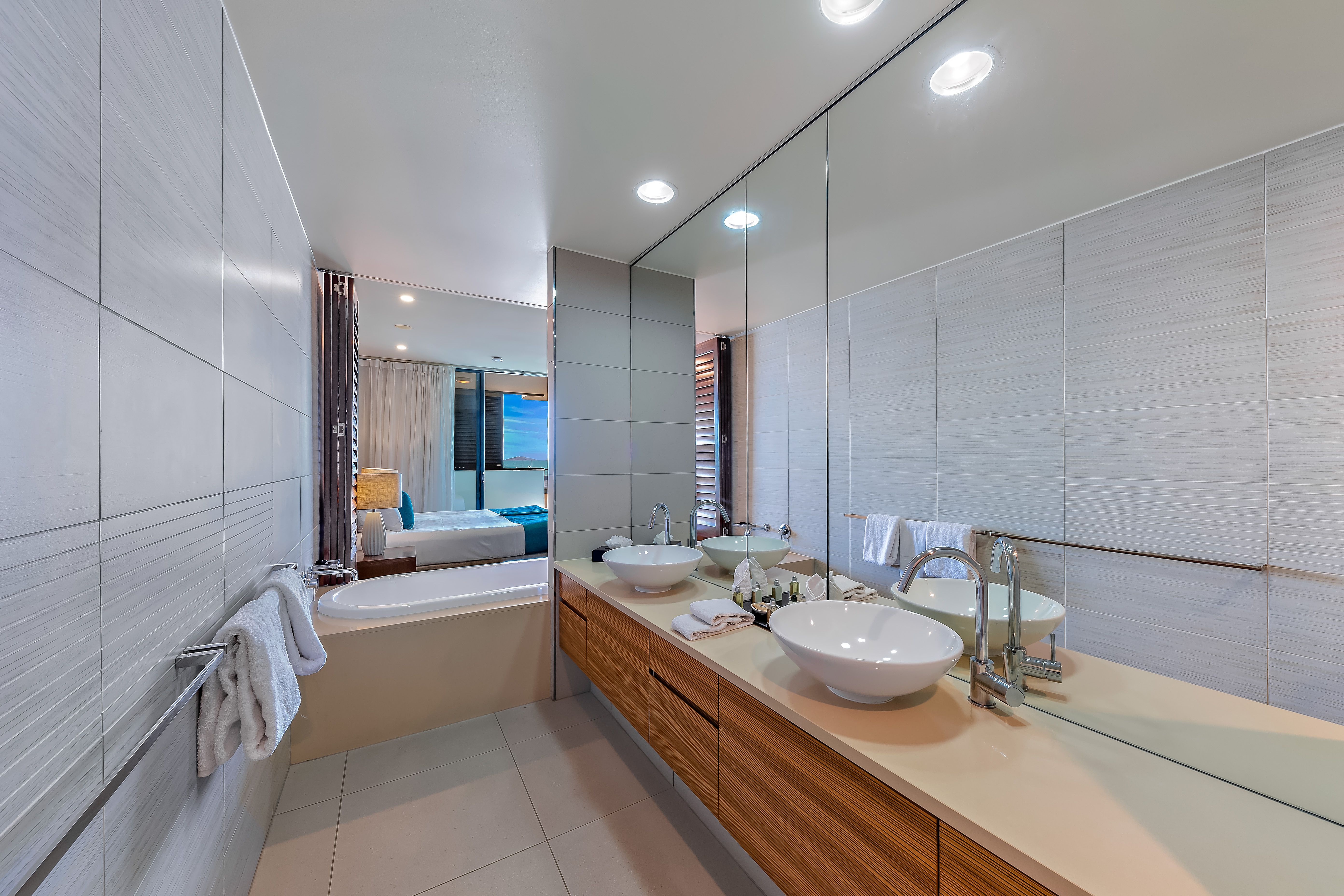 84/11 Altmann Avenue, Cannonvale, QLD 4802 Apartment for Sale Ray