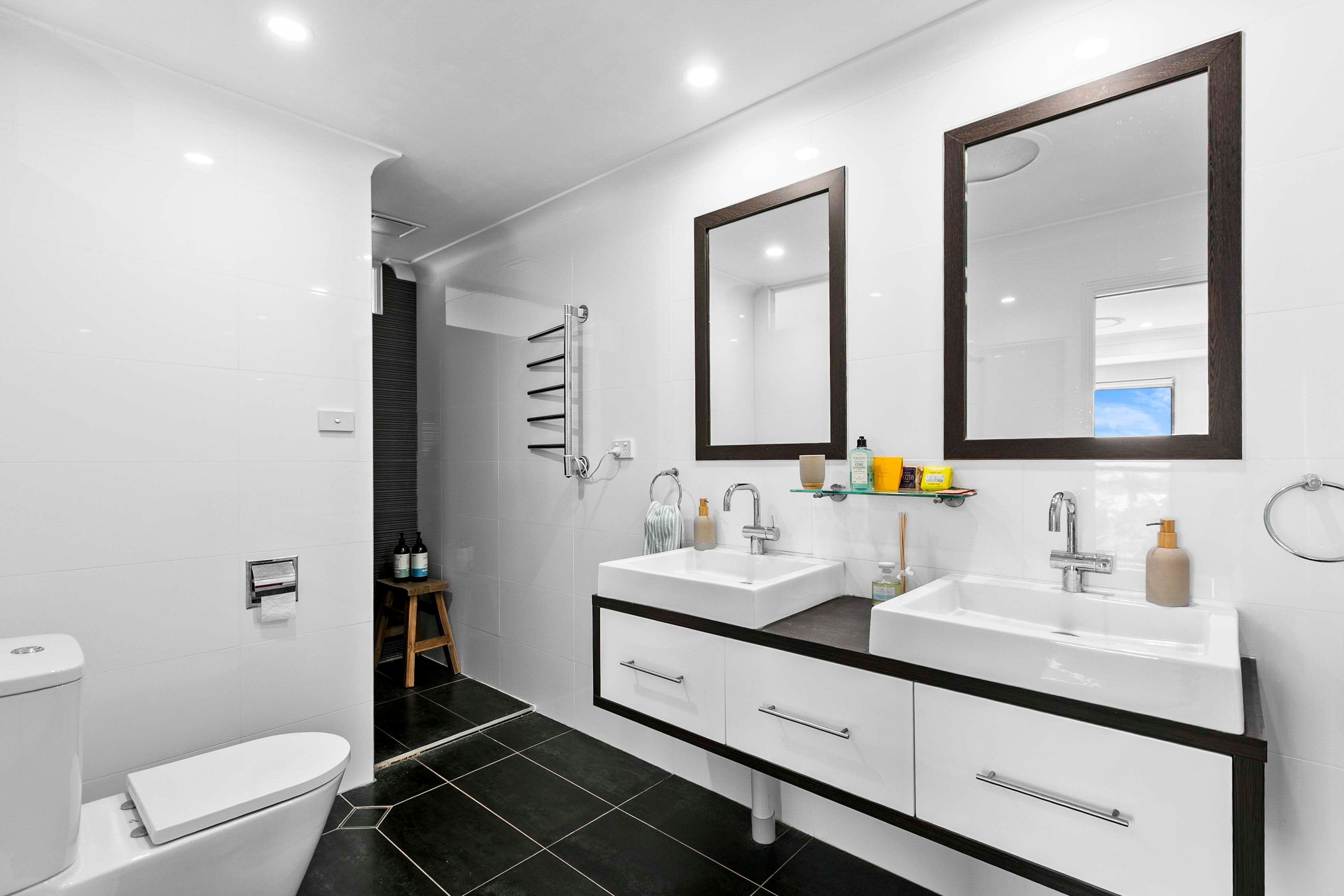 33 Talasea Drive — photo 11 of 30