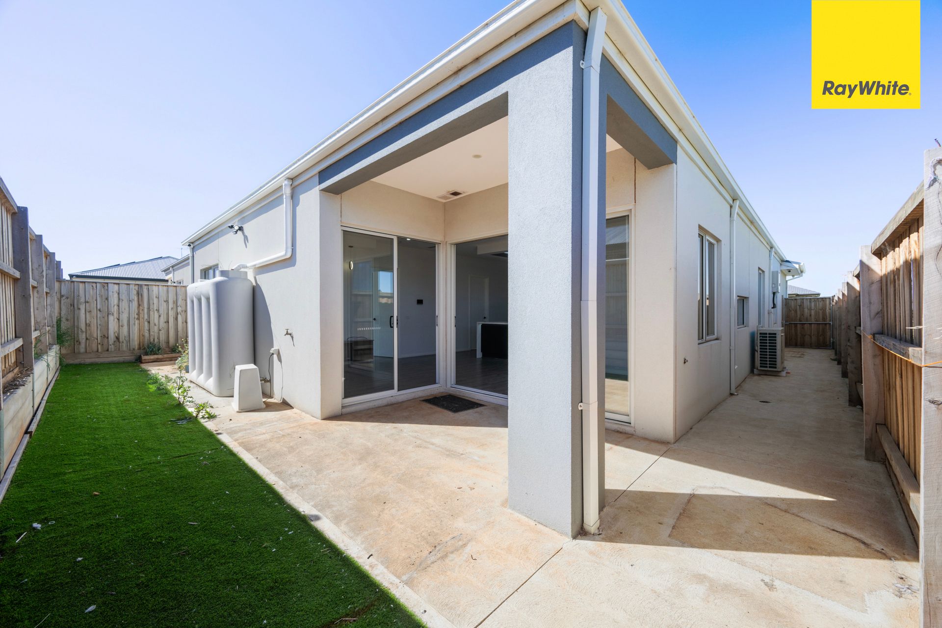 6 Watton Street — photo 13 of 17